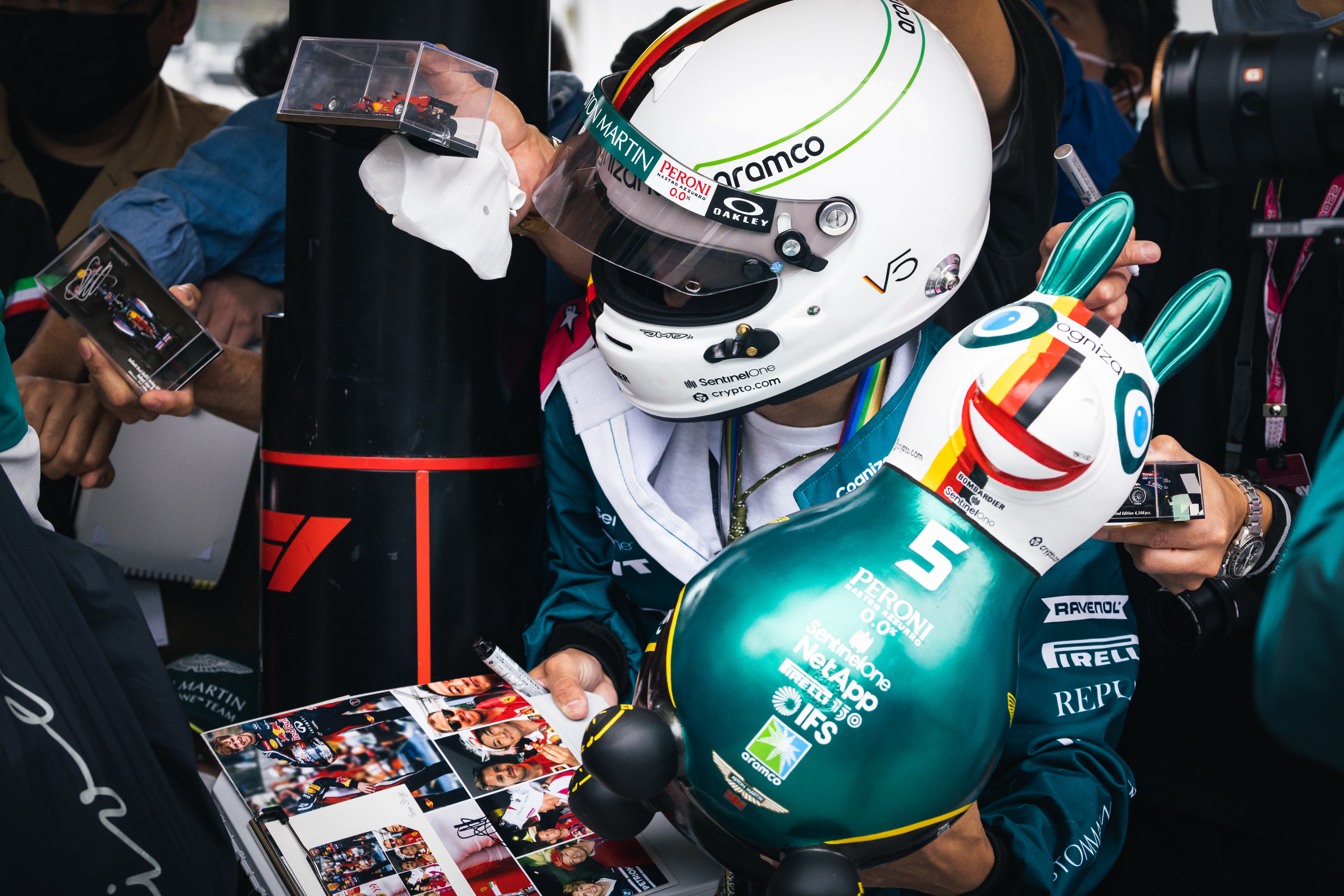 Motor Racing Formula One World Championship Japanese Grand Prix Preparation Day Suzuka, Japan