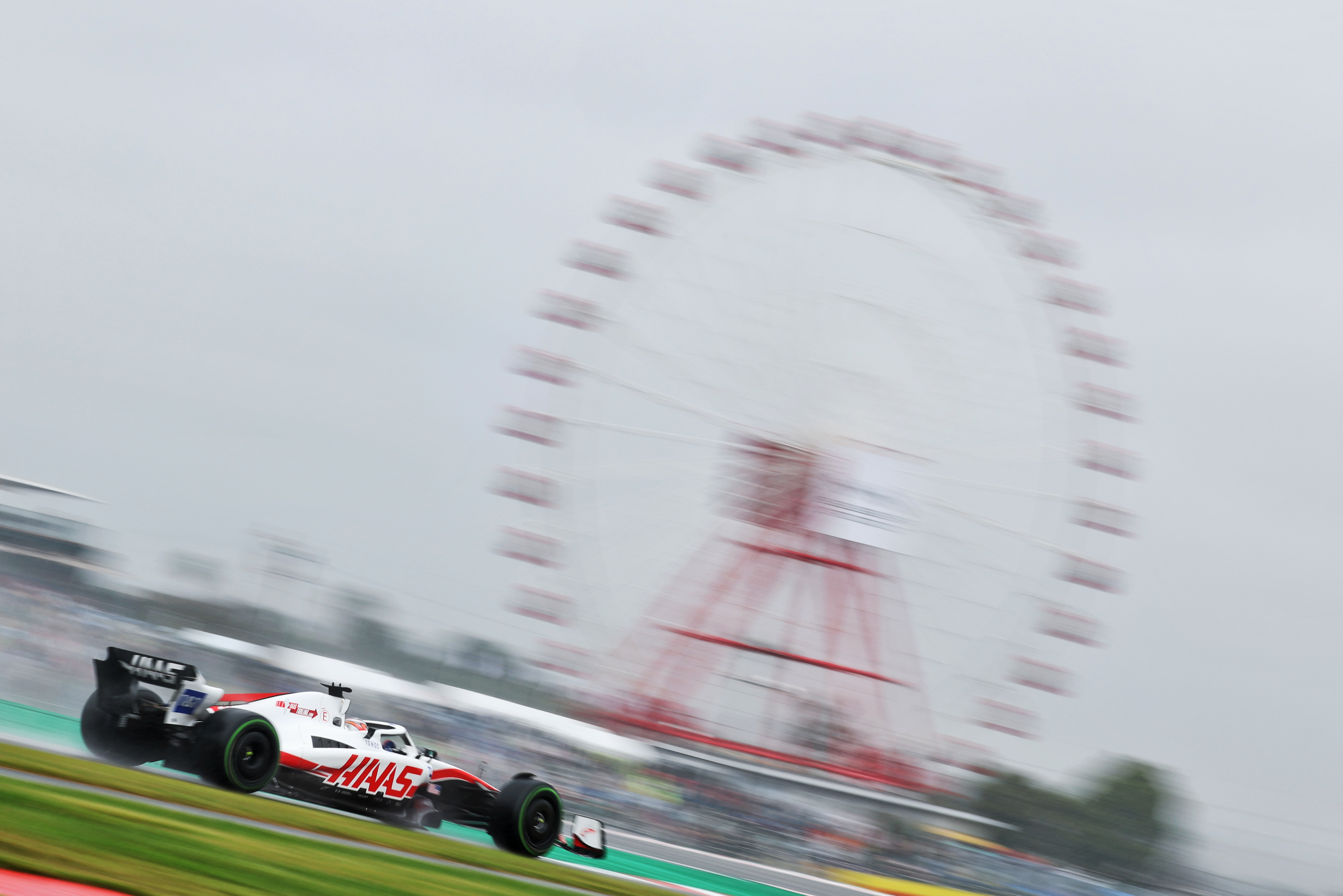 Motor Racing Formula One World Championship Japanese Grand Prix Practice Day Suzuka, Japan