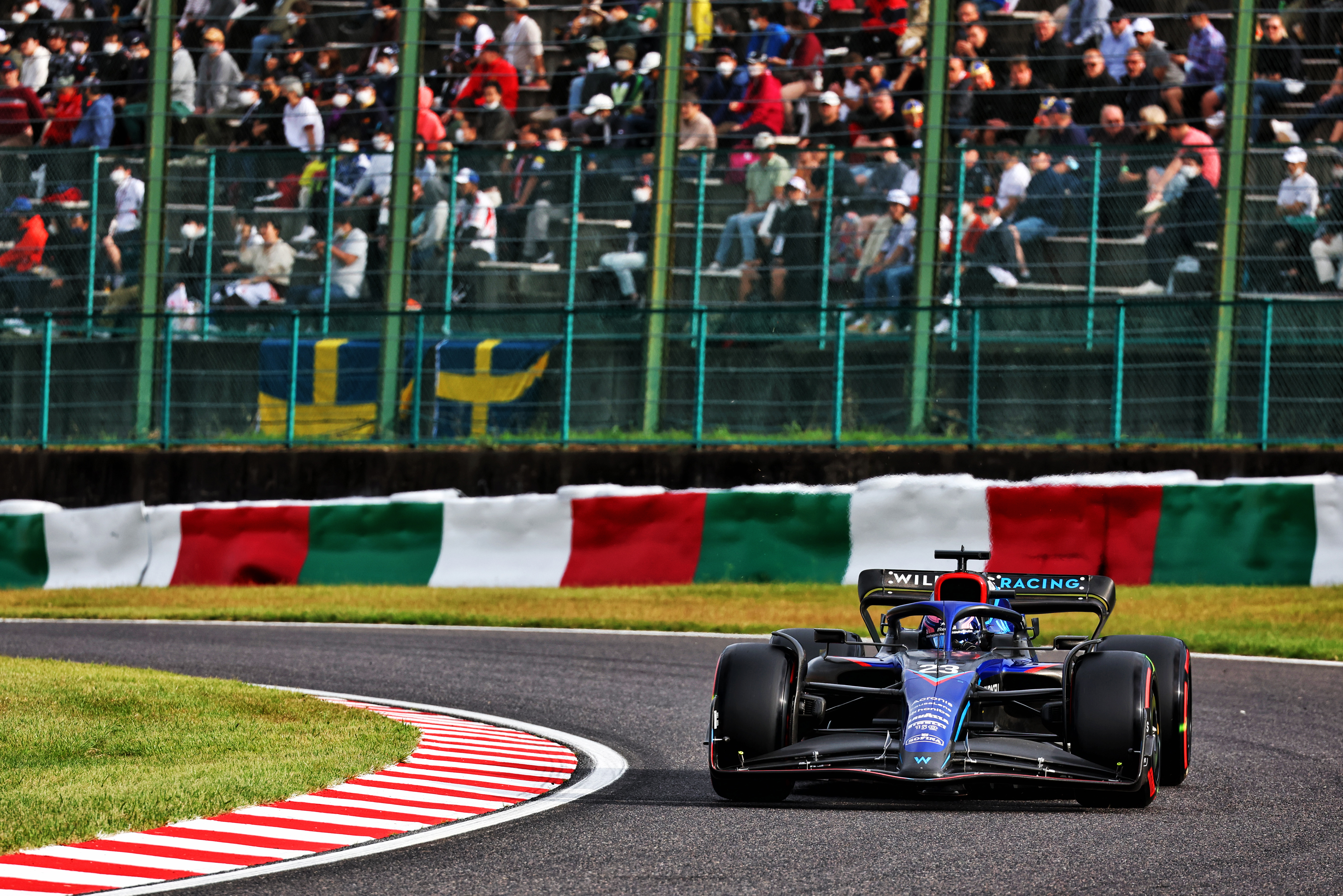 Motor Racing Formula One World Championship Japanese Grand Prix Qualifying Day Suzuka, Japan