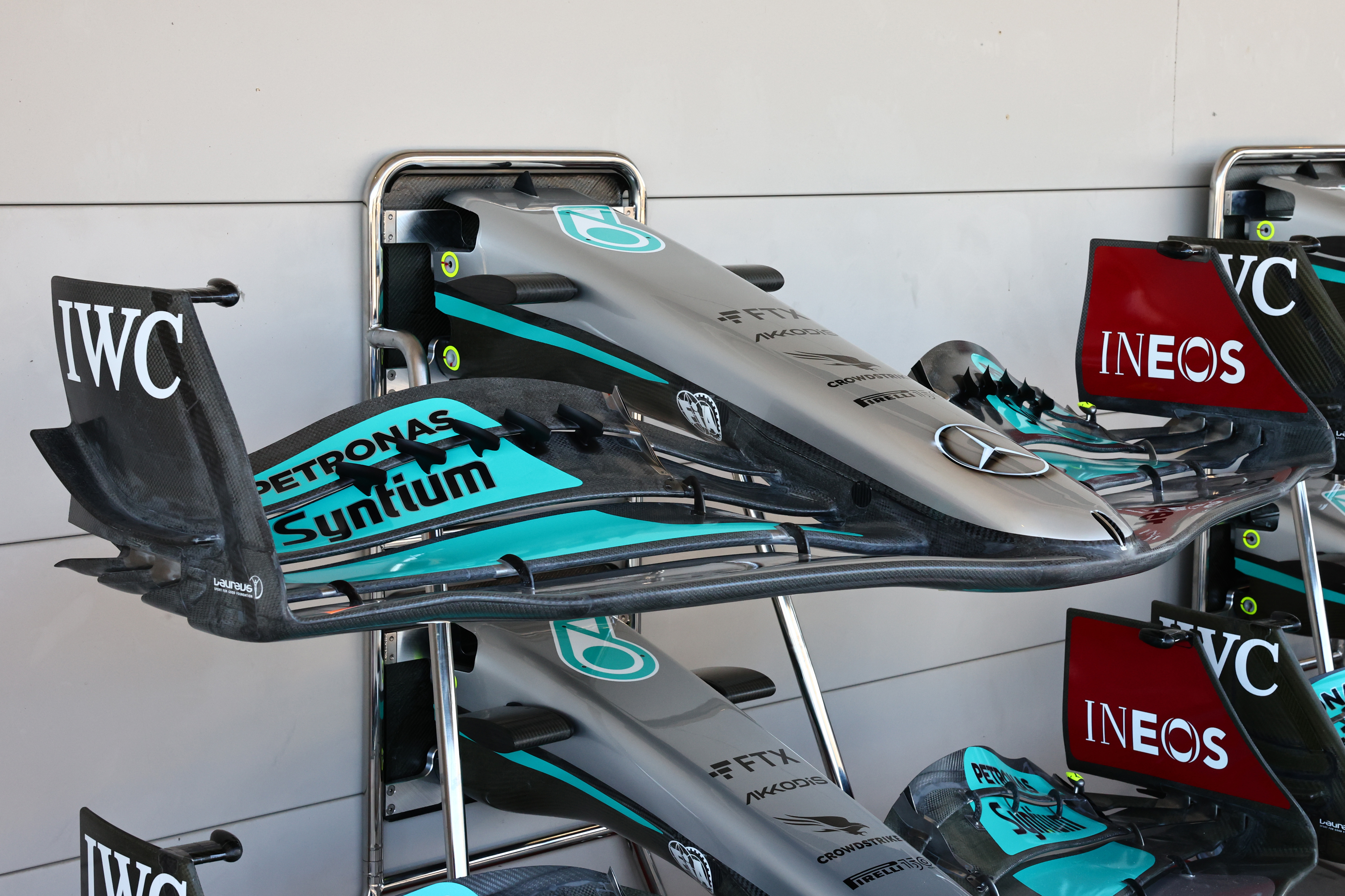 Mercedes F1 front wing W13