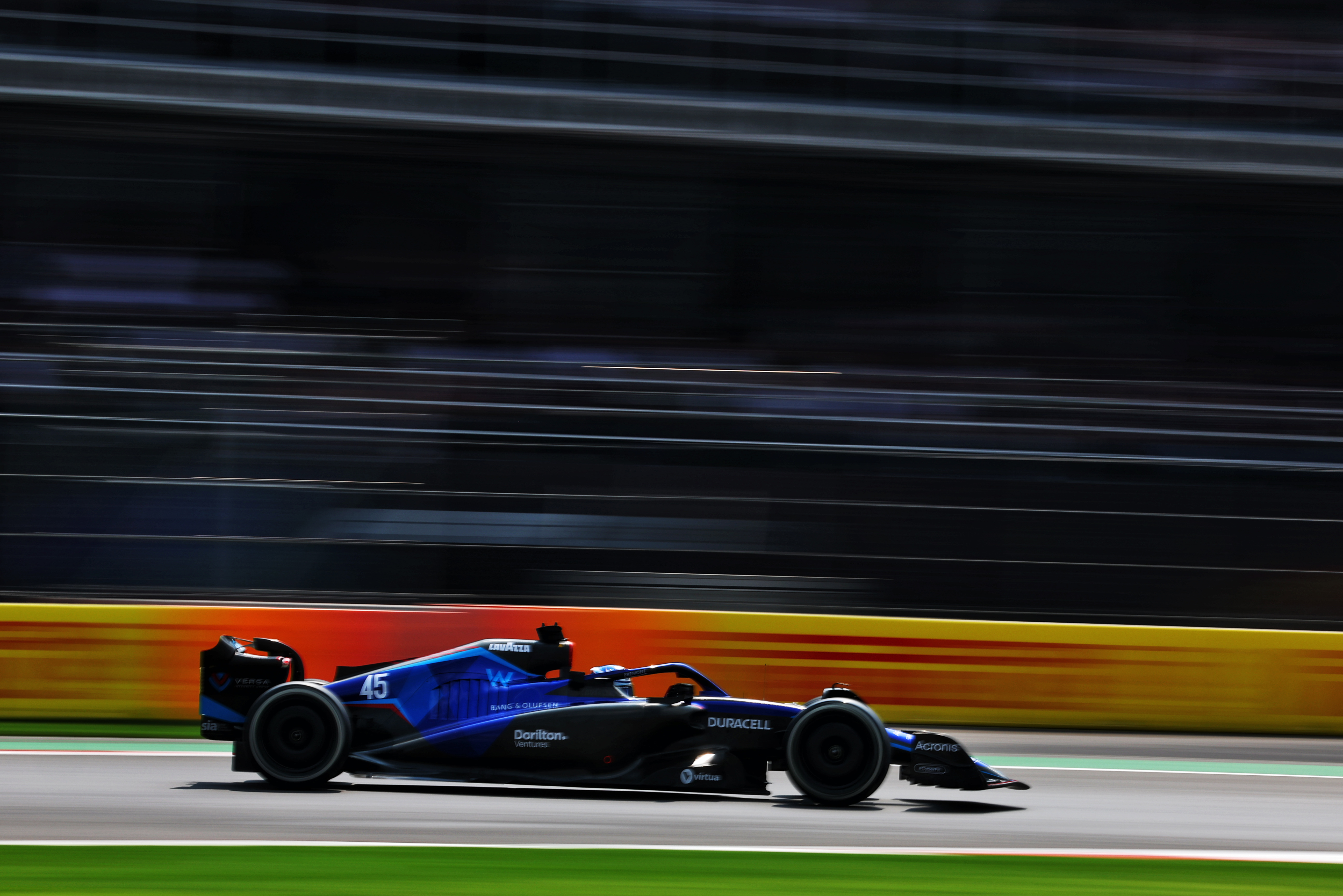 Motor Racing Formula One World Championship Mexican Grand Prix Practice Day Mexico City, Mexico