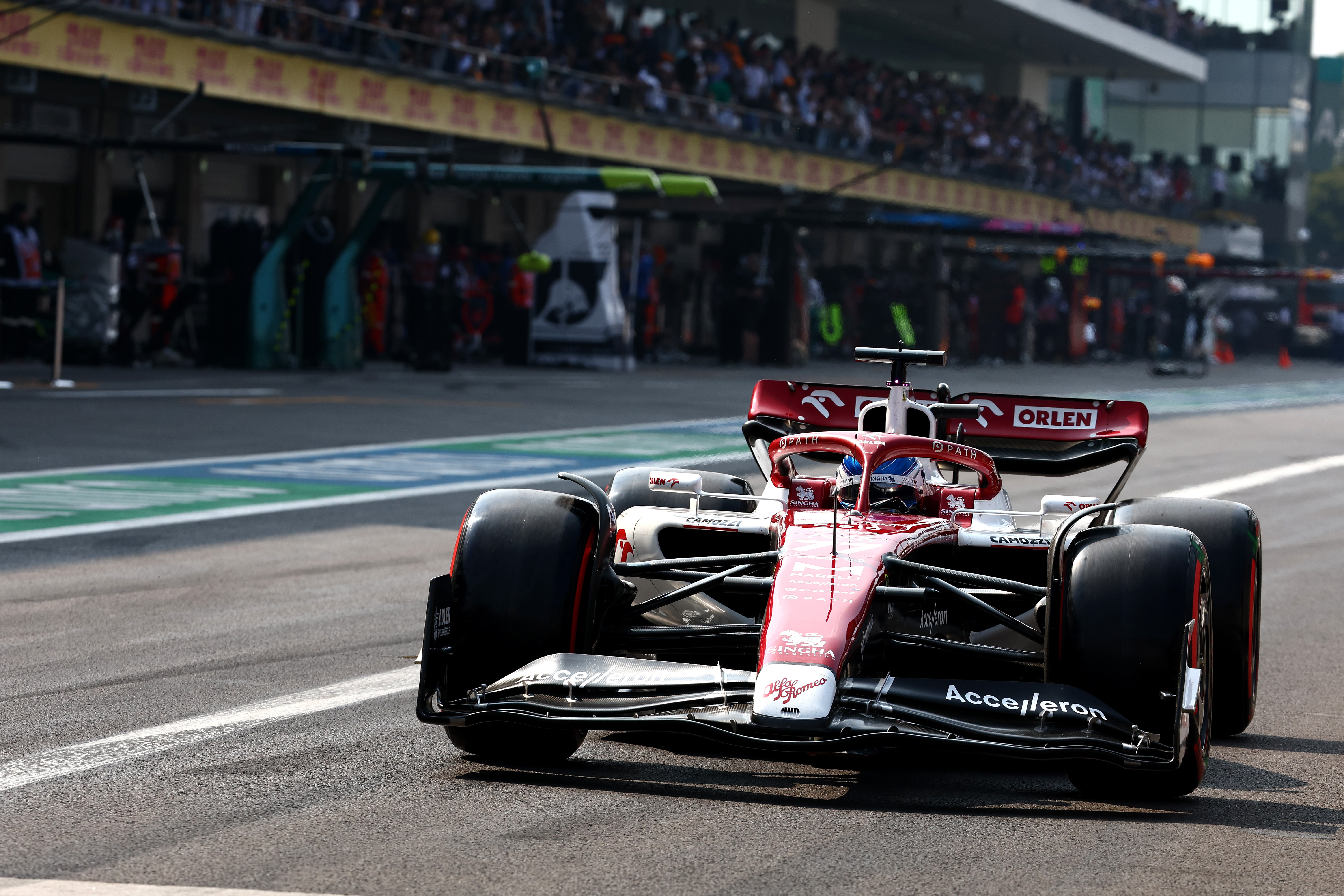 Motor Racing Formula One World Championship Mexican Grand Prix Qualifying Day Mexico City, Mexico