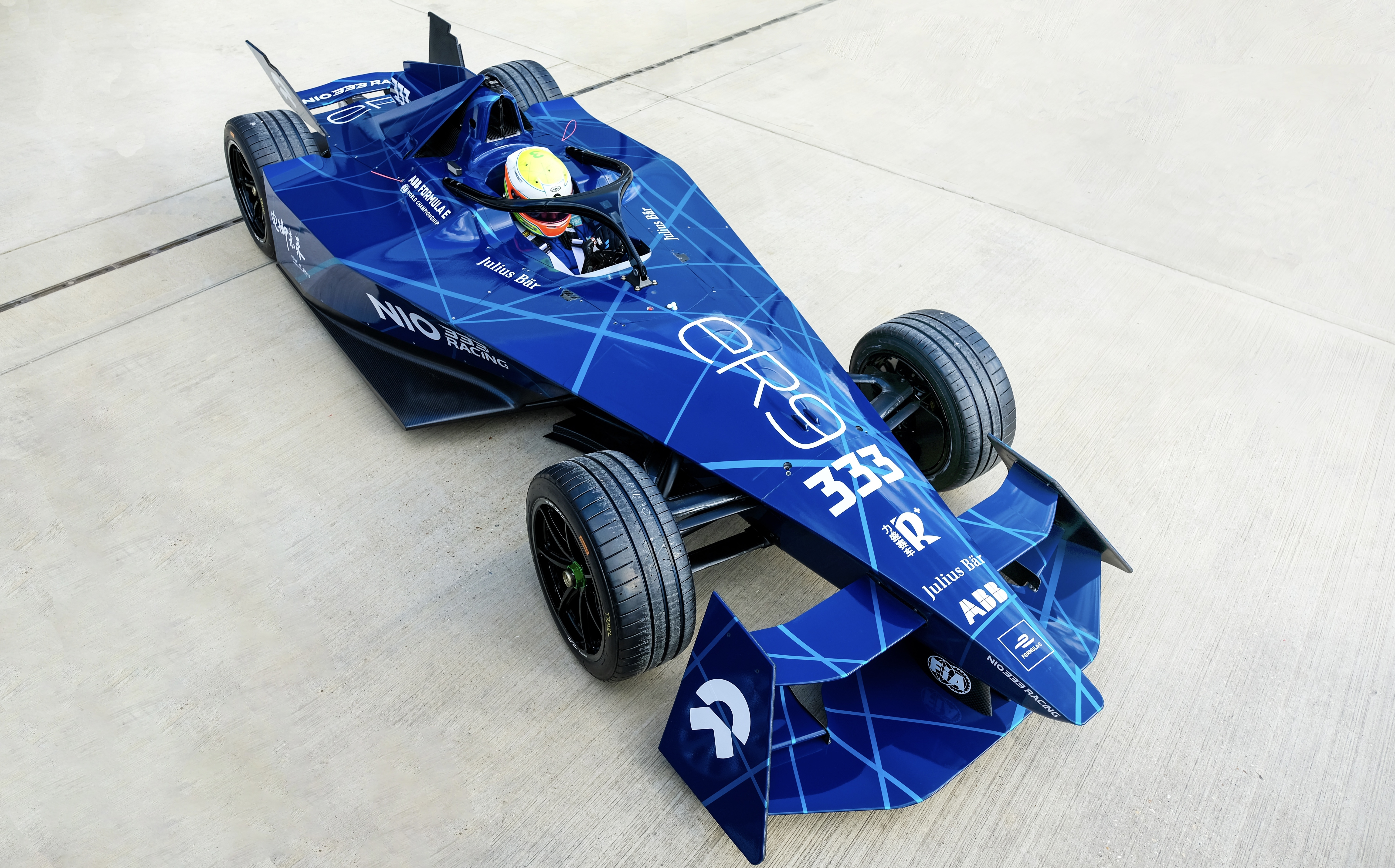 Nio 333 Er9 Gen3 Test Car Oliver Turvey Silverstone Hq 13 June 2022 Full Car With Travel Tyres Image1