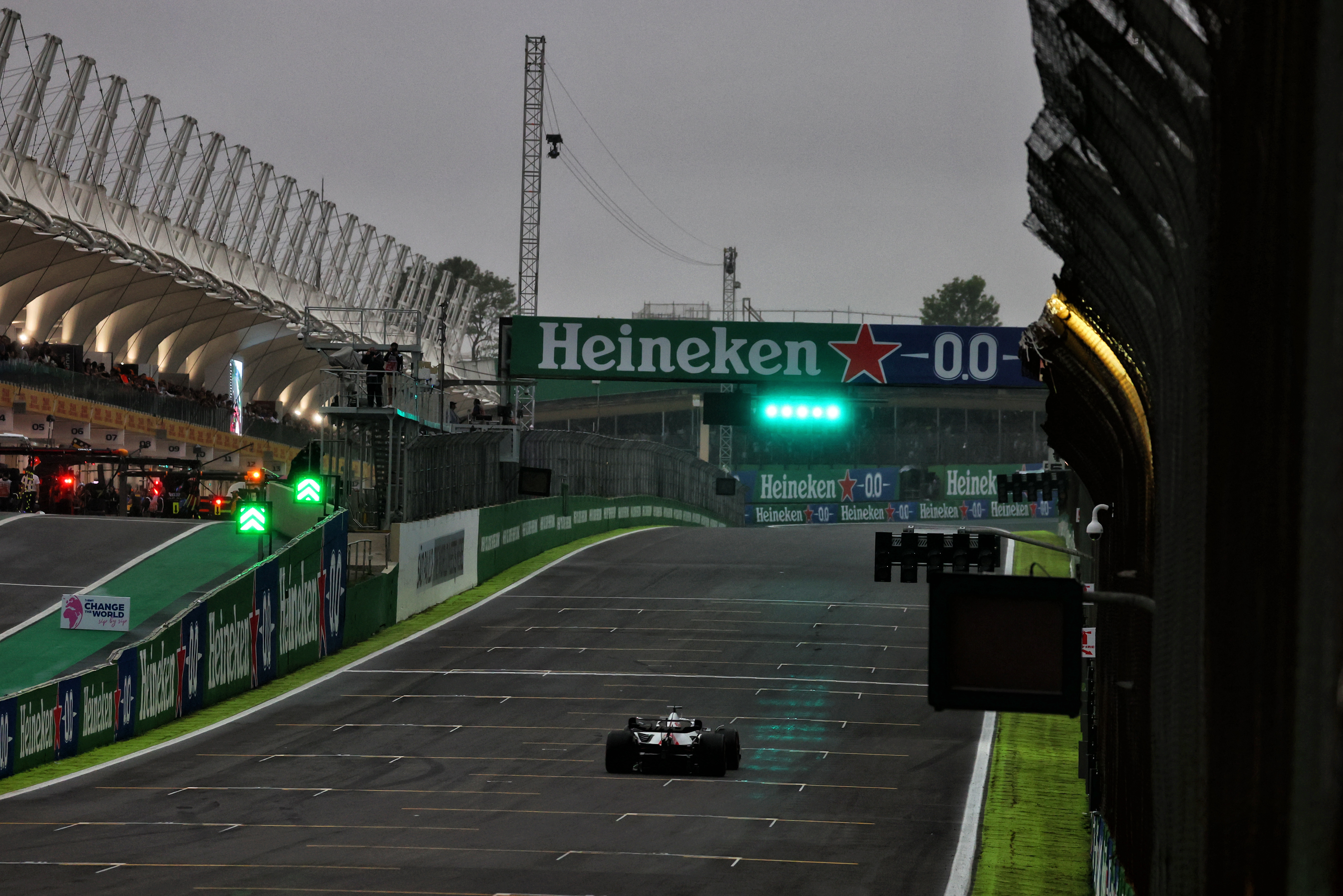 Motor Racing Formula One World Championship Brazilian Grand Prix Qualifying Day Sao Paulo, Brazil