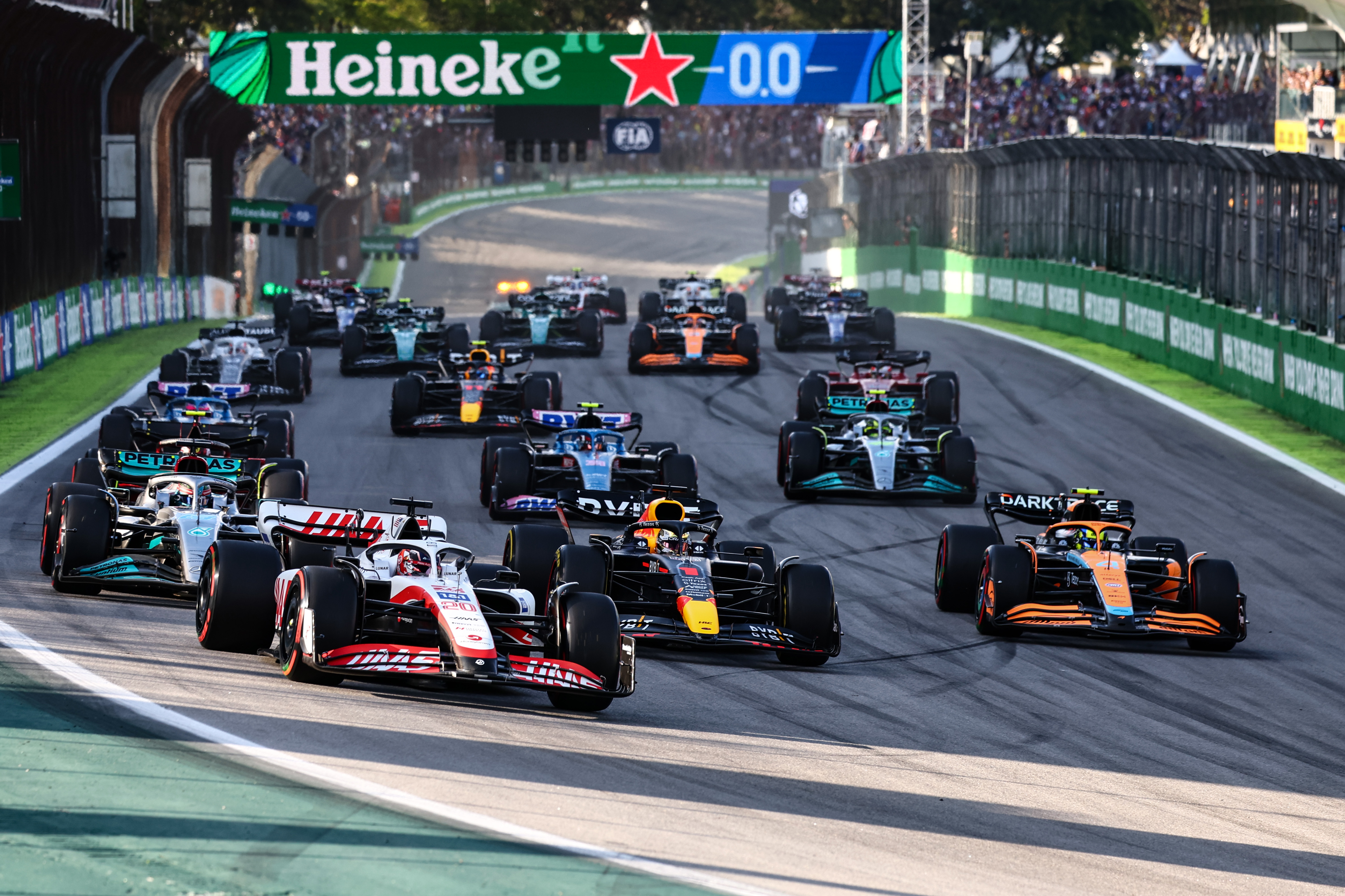 Balap Motor Kejuaraan Dunia Formula Satu Grand Prix Brasil Hari Sprint Sao Paulo, Brasil