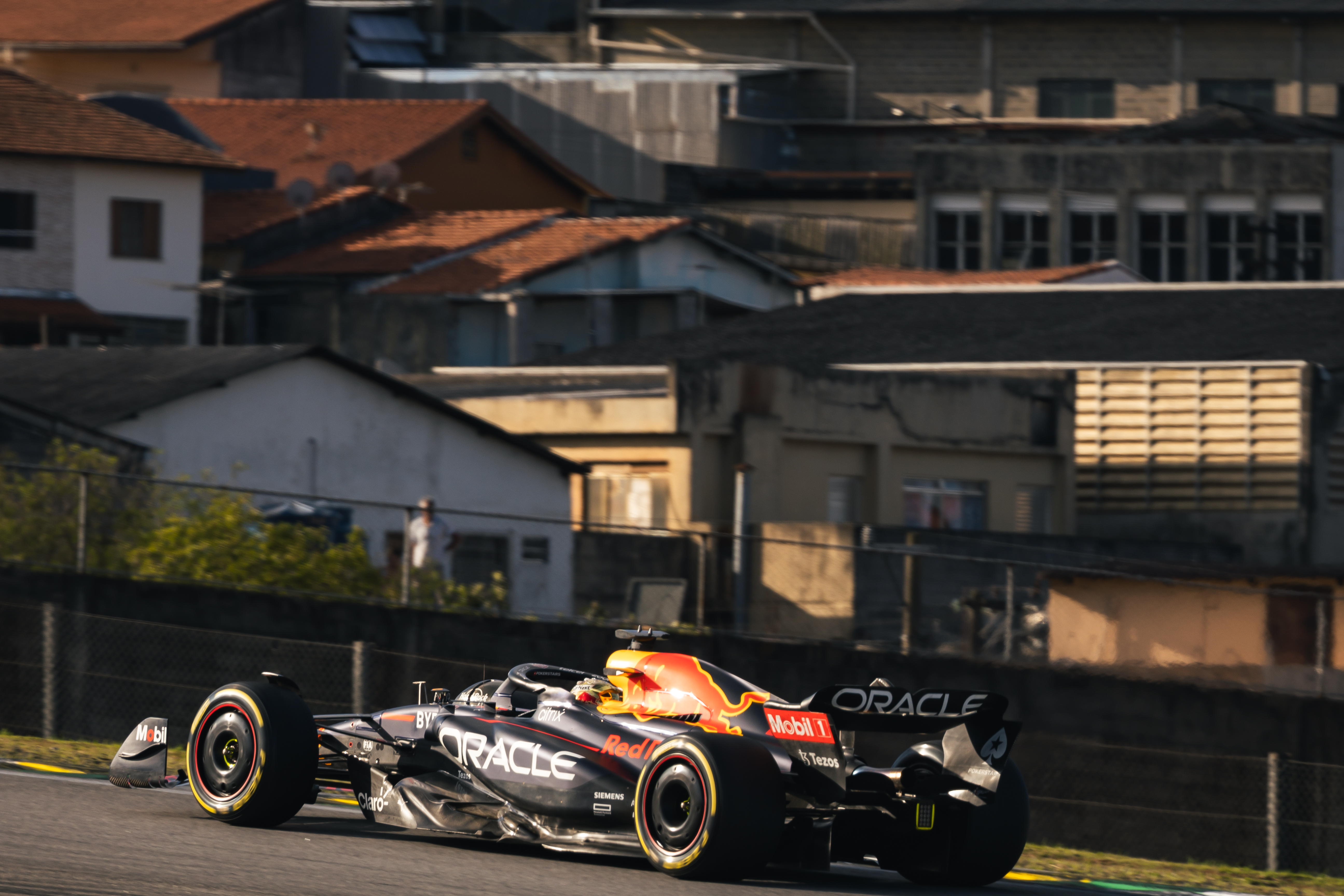 Kejuaraan Dunia Balap Motor Formula Satu Hari Sprint Grand Prix Brasil Sao Paulo, Brasil