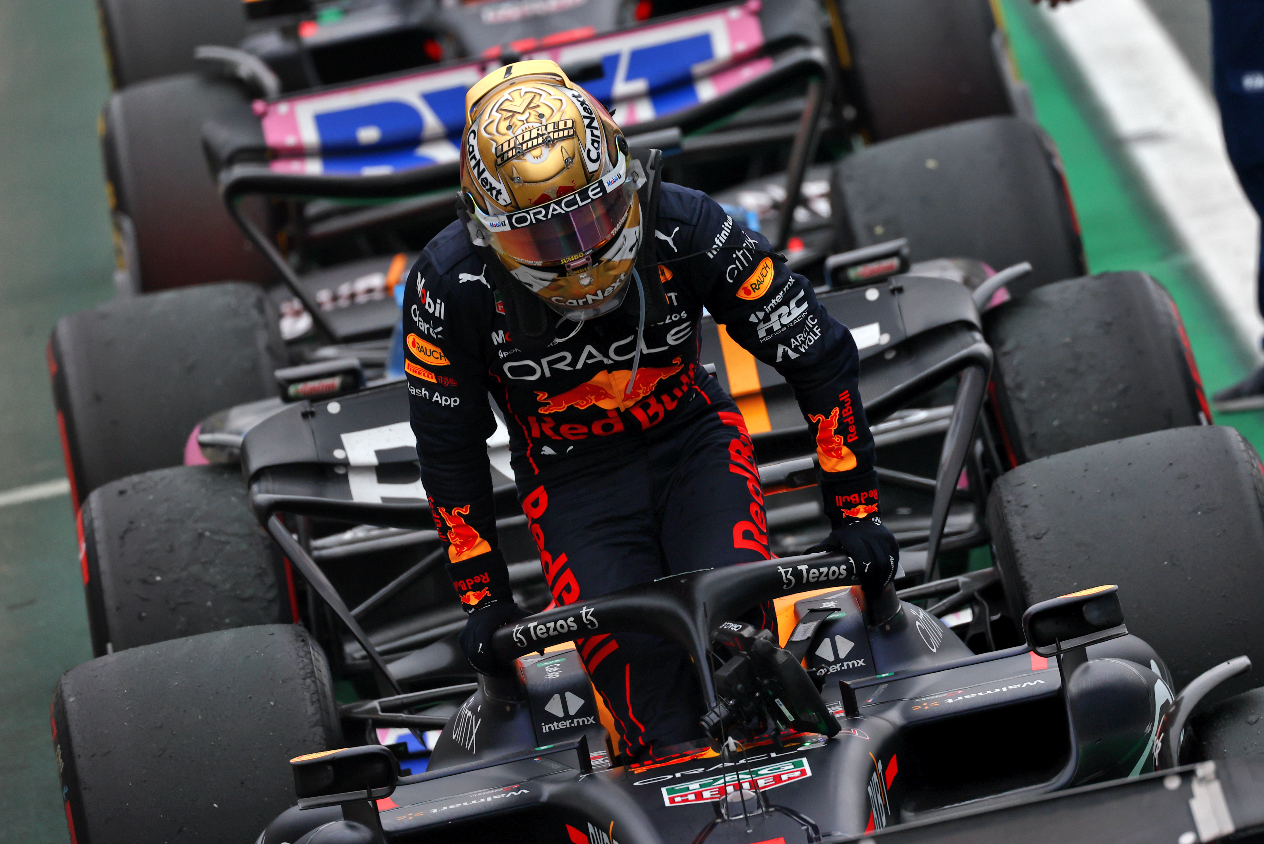 Max Verstappen wins São Paulo sprint race while Lewis Hamilton struggles, Formula One