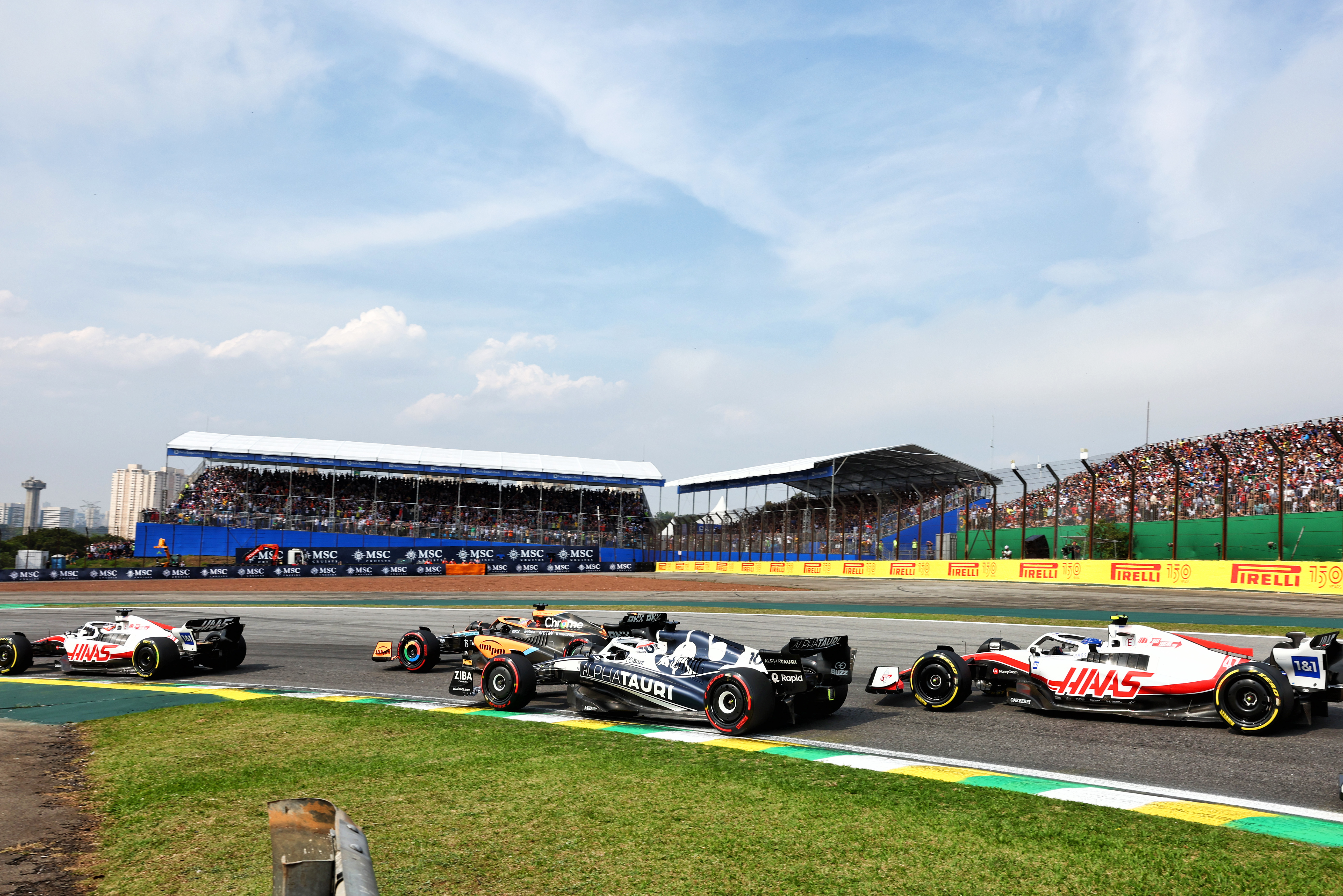 Motor Racing Formula One World Championship Brazilian Grand Prix Race Day Sao Paulo, Brazil