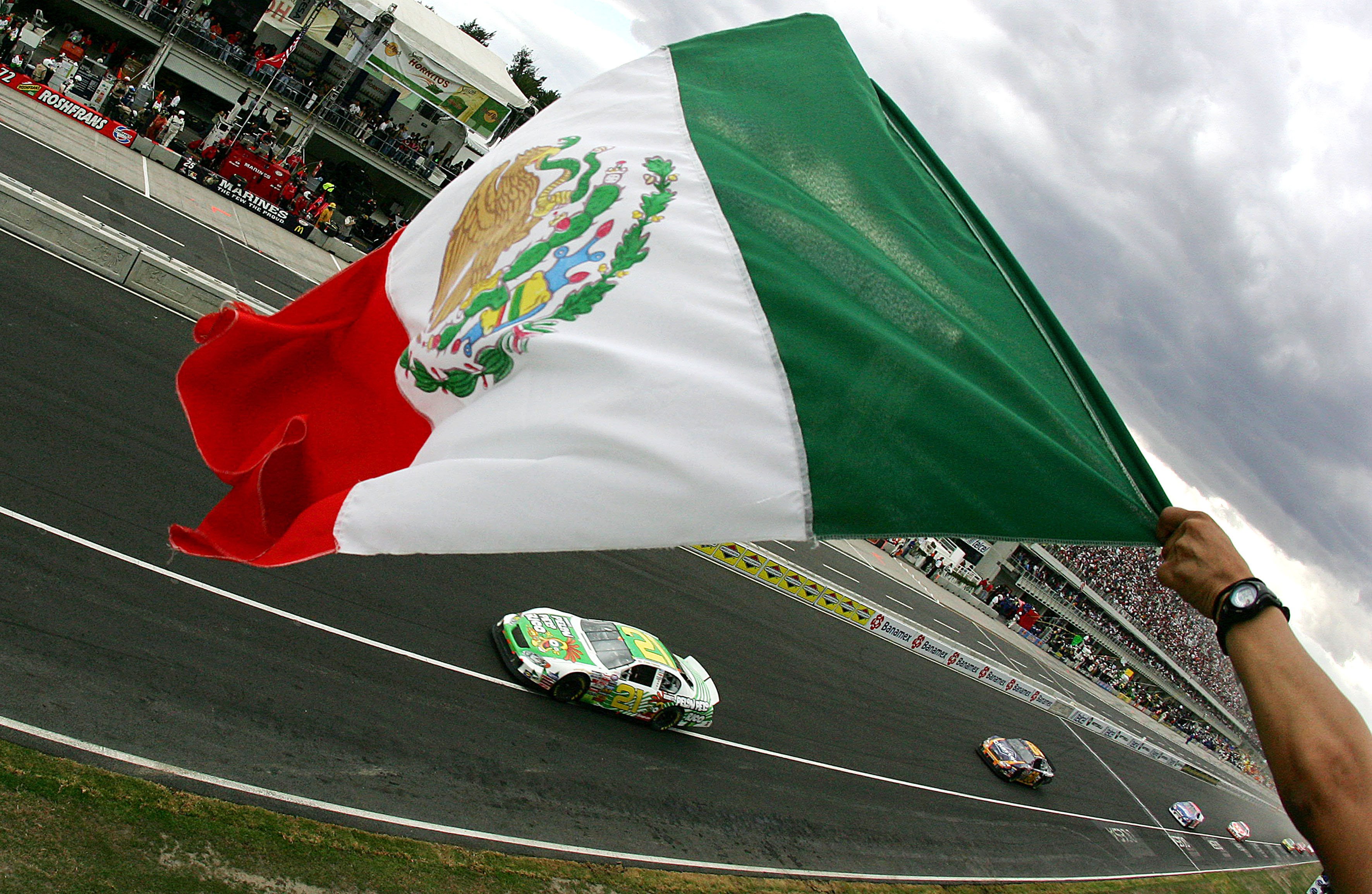 2005 Mexico Flag Sunday