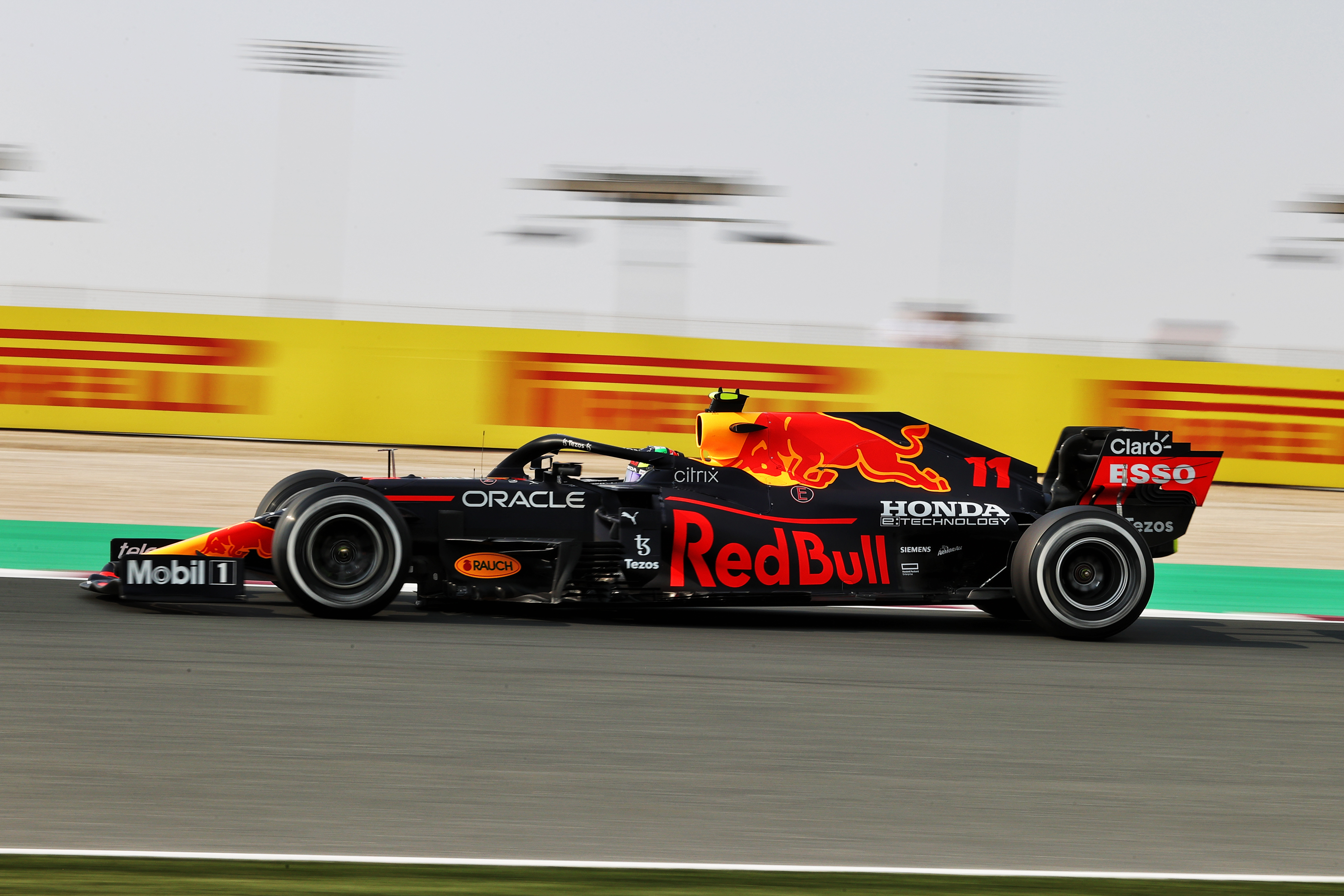 Motor Racing Formula One World Championship Qatar Grand Prix Practice Day Doha, Qatar