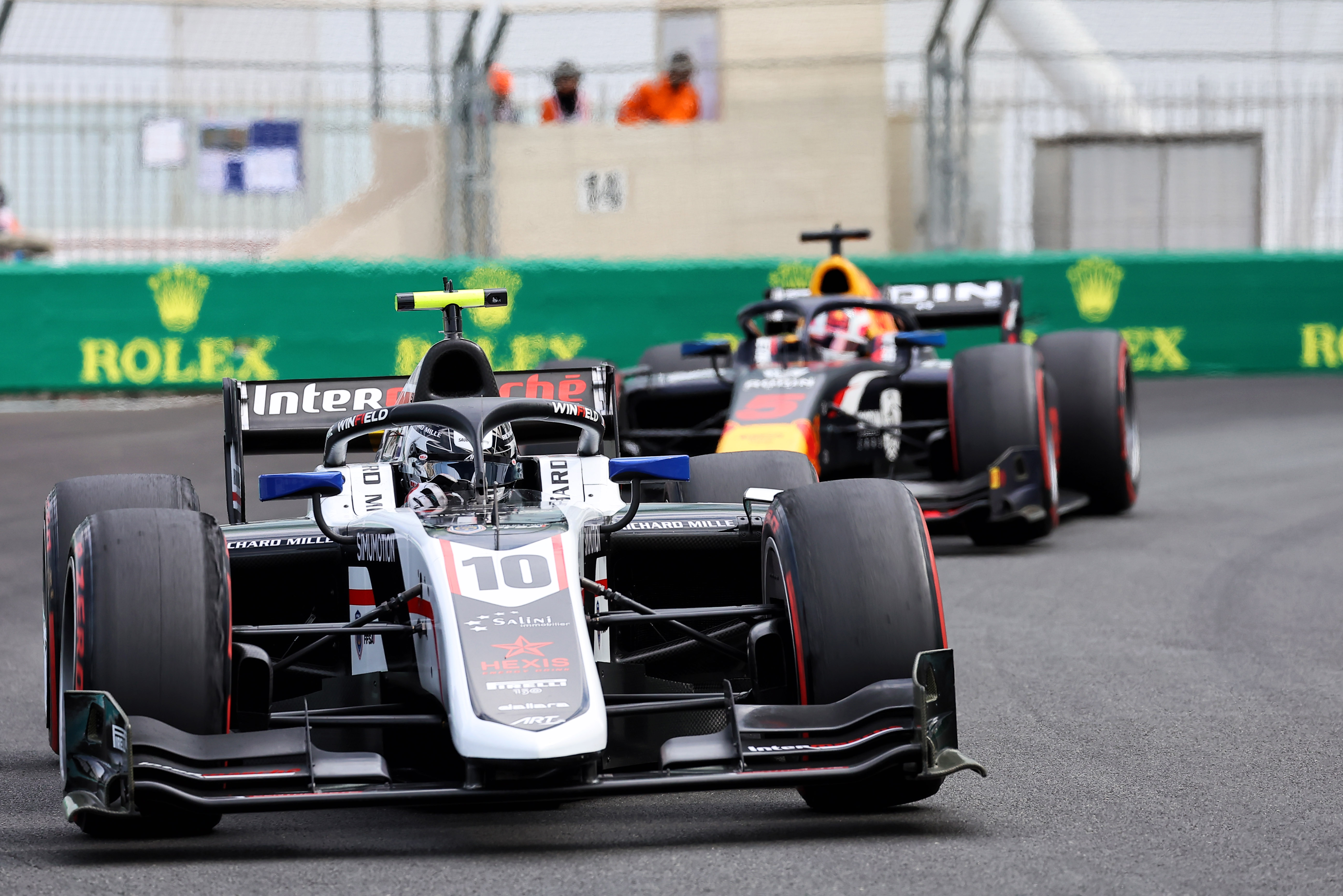 Motor Racing Fia Formula 2 Championship Sunday Yas Marina Circuit, Abu Dhabi