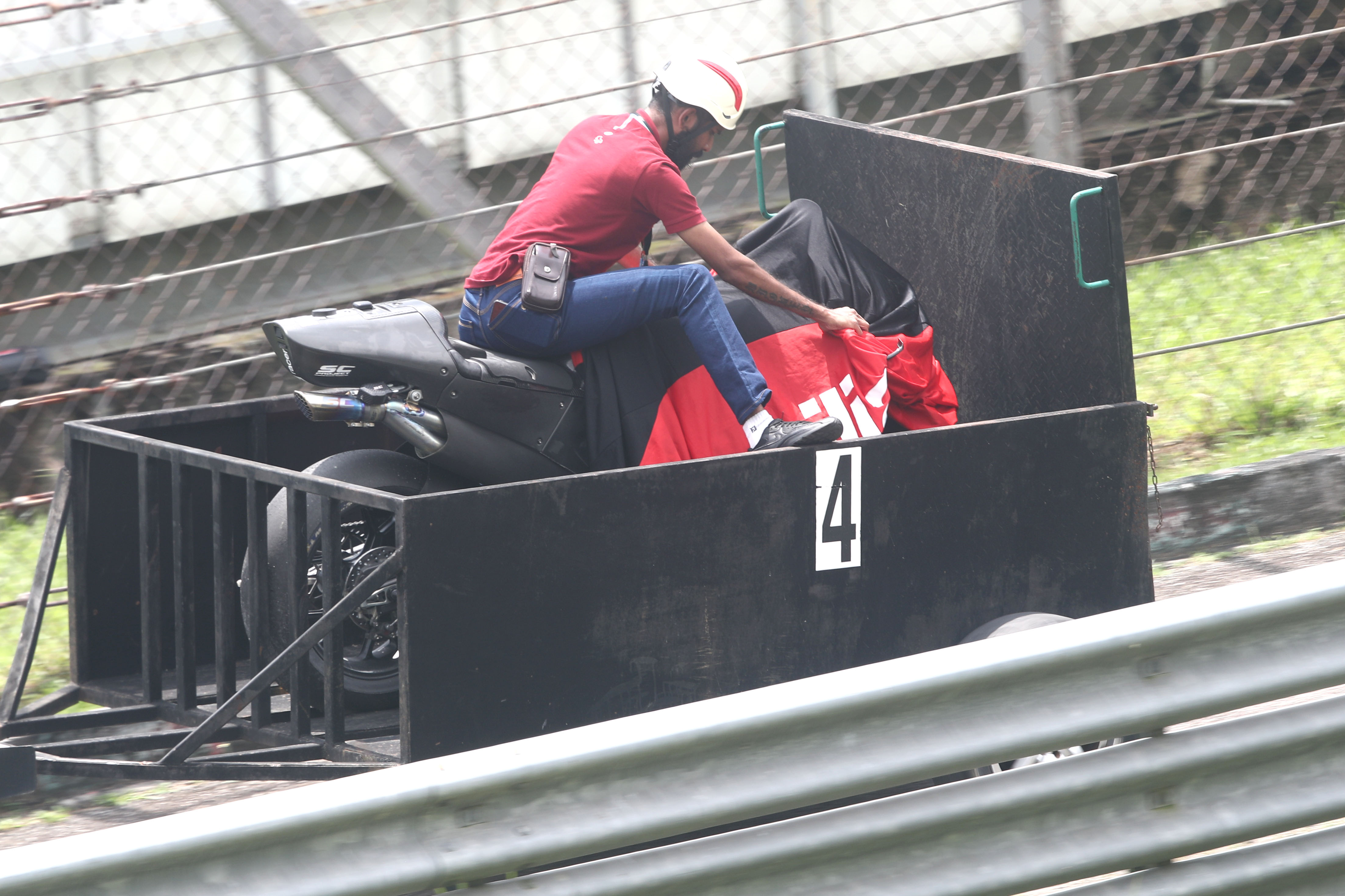 Aprilia crashed bike MotoGP Sepang test