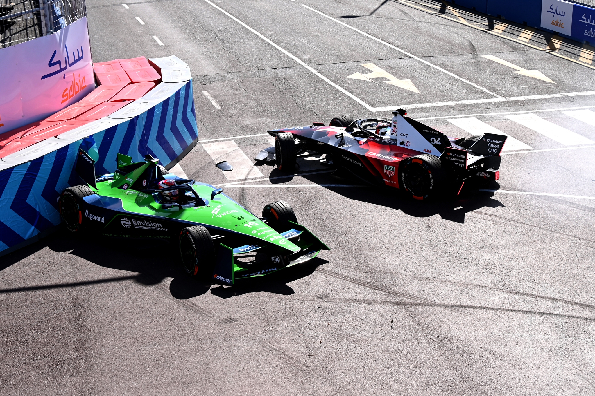 Cape Town E-Prix Formula E crash Pascal Wehrlein Sebastien Buemi