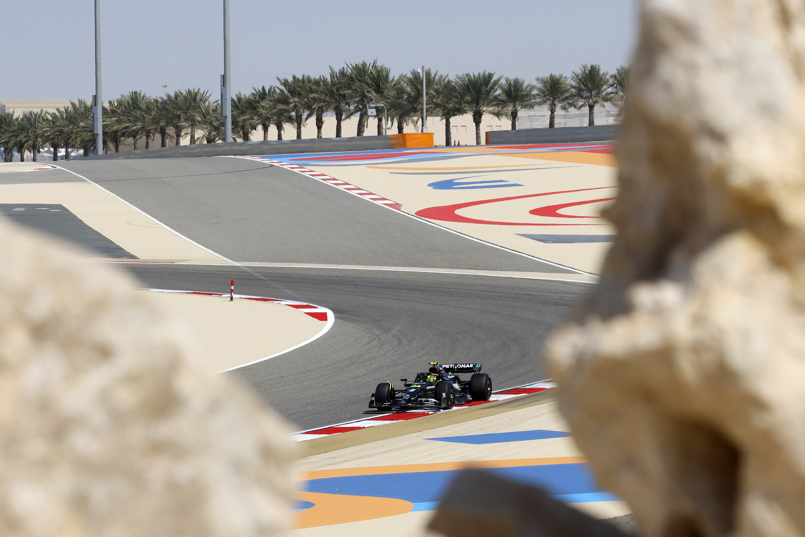 Lewis Hamilton Mercedes Bahrain F1 testing