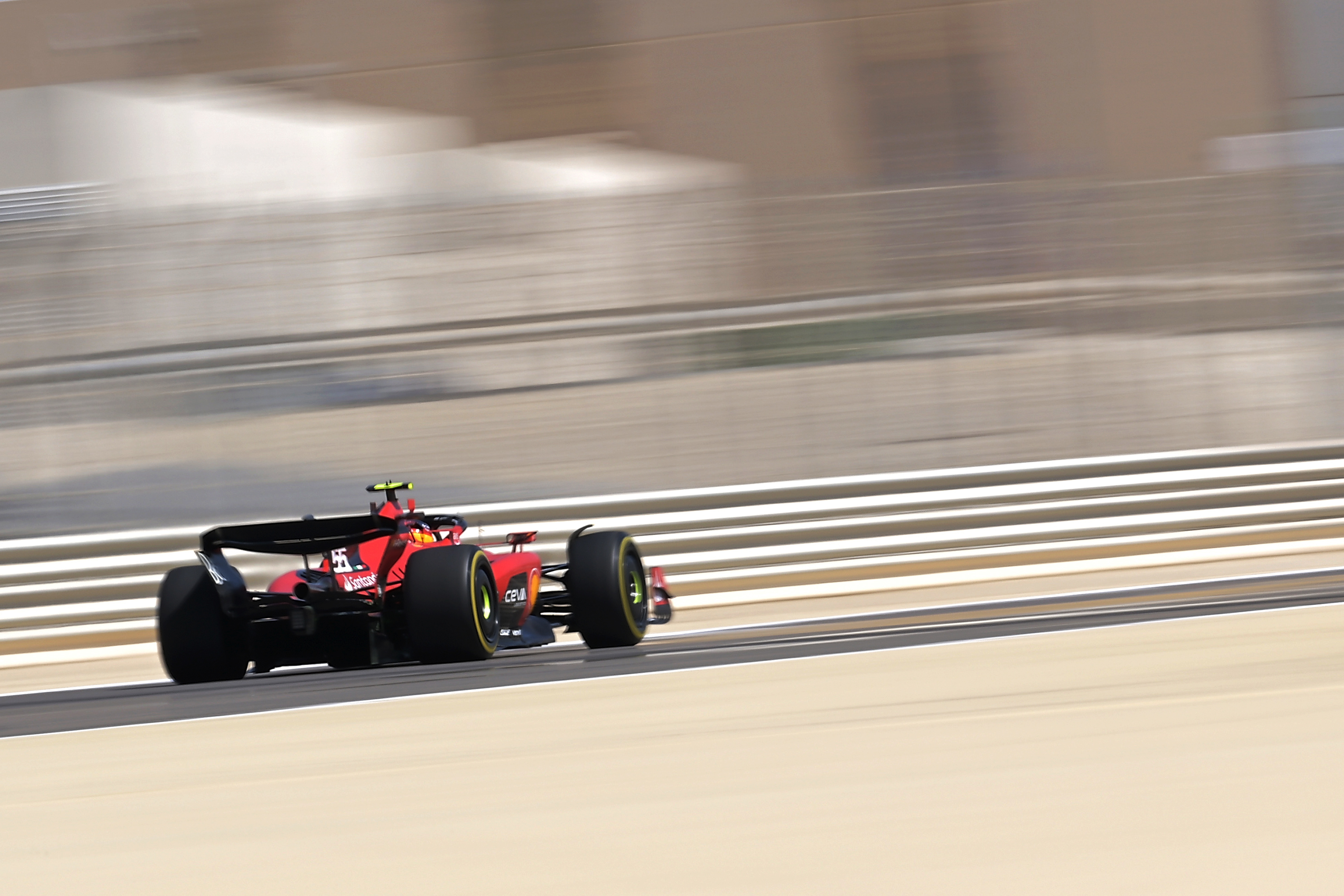 Carlos Sainz Ferrari F1 Bahrain testing