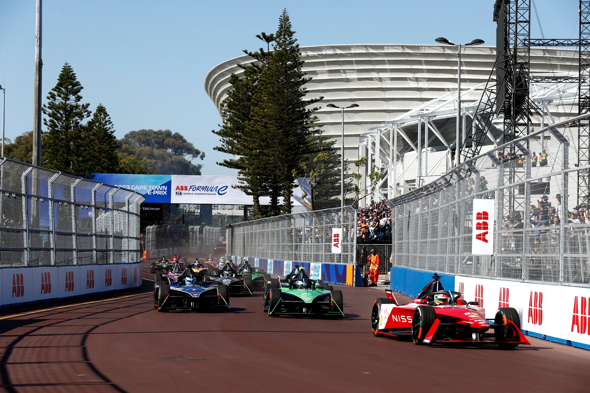 Sacha Fenestraz, Nissan Formula E Team, Nissan E 4orce 04 Leads At The Start