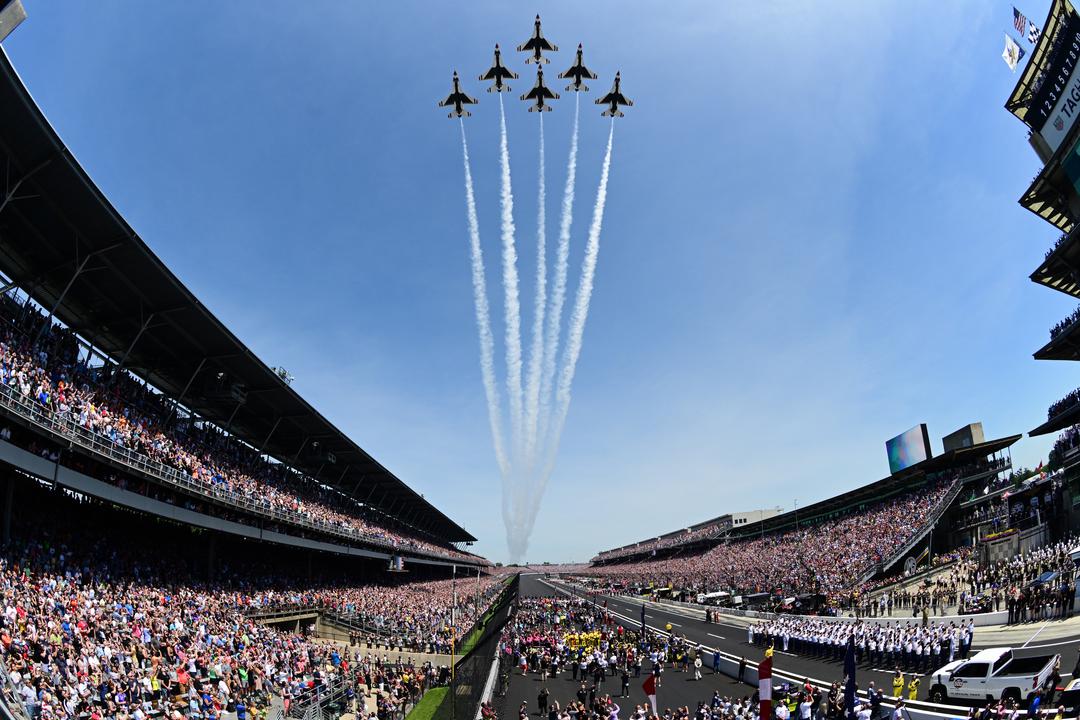 The Flyover Of The Us Air Force S Thunderbirds Prior To The Start Of The 2022 Indianapolis 500 Walt Kuhn Referenceimagewithoutwatermark M72206