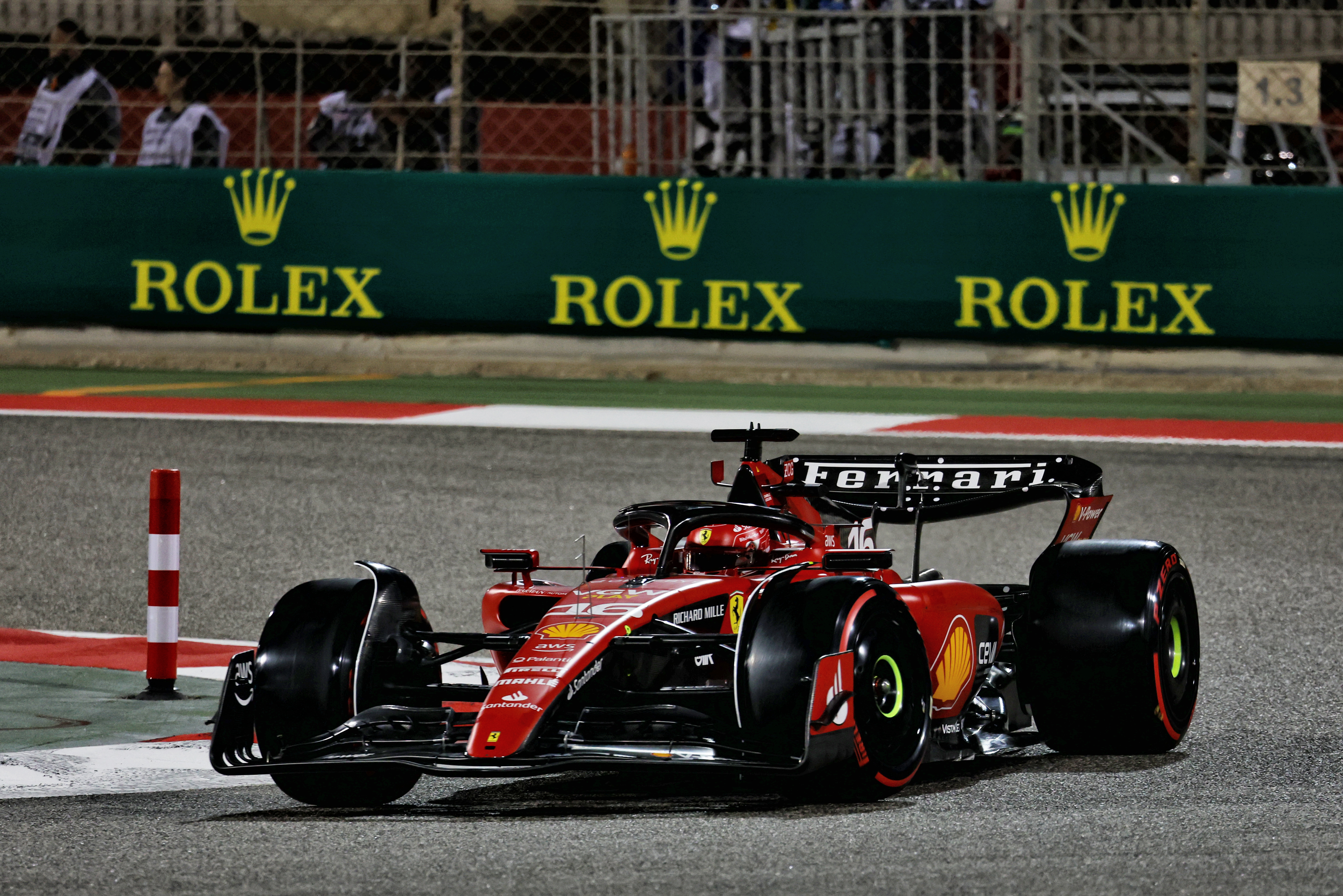 Motor Racing Formula One World Championship Bahrain Grand Prix Qualifying Day Sakhir, Bahrain