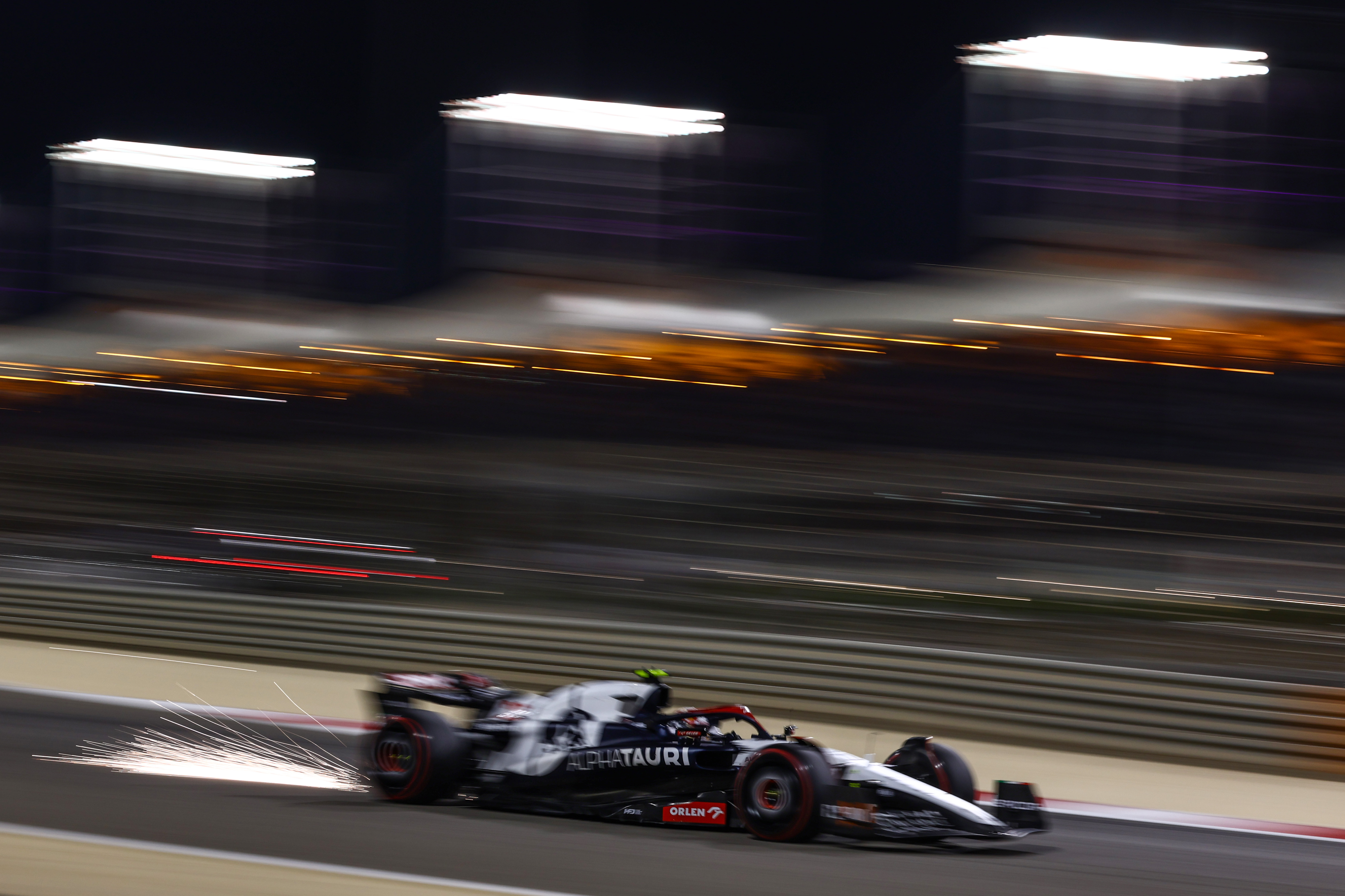 Motor Racing Formula One World Championship Bahrain Grand Prix Qualifying Day Sakhir, Bahrain