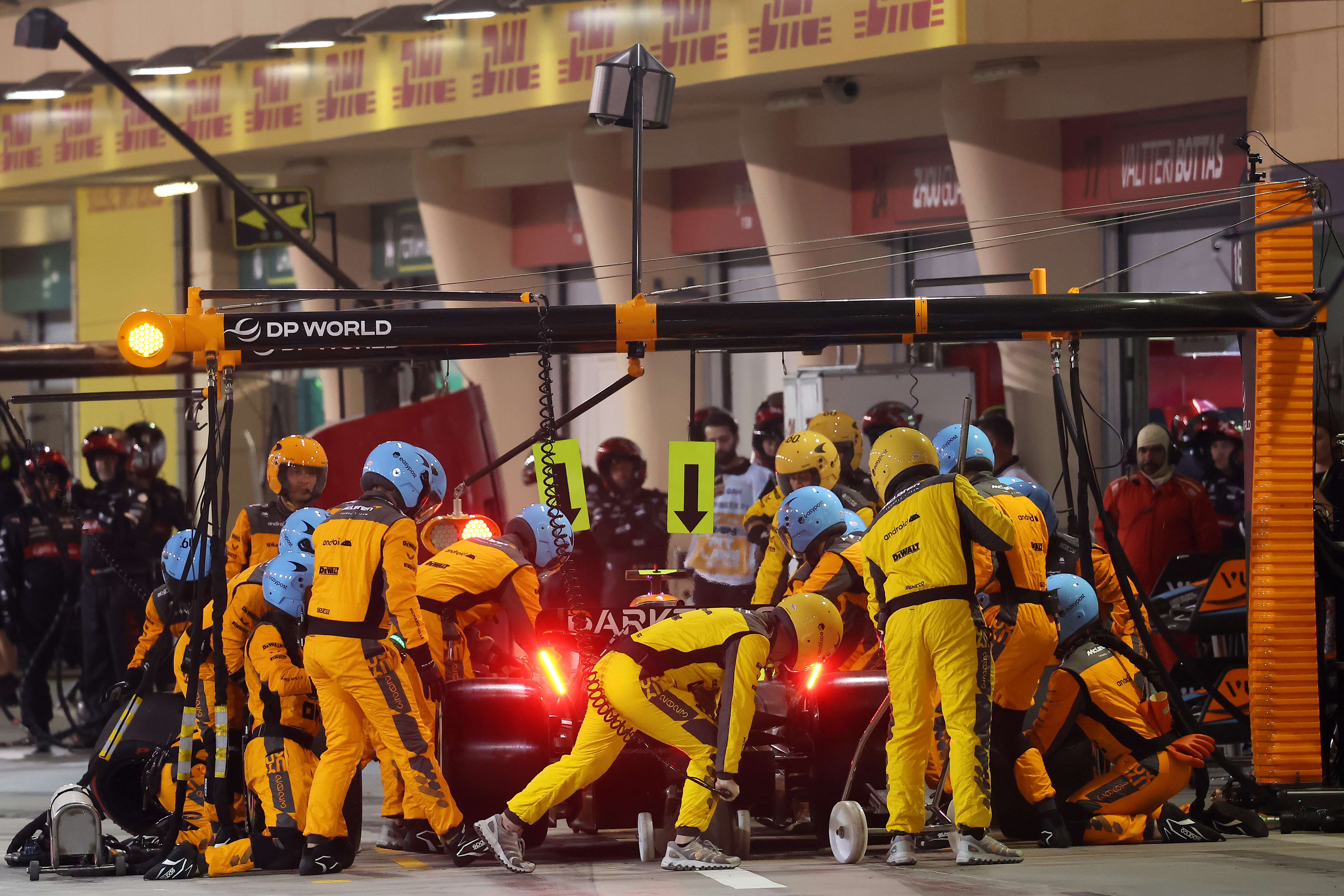 Motor Racing Formula One World Championship Bahrain Grand Prix Race Day Sakhir, Bahrain