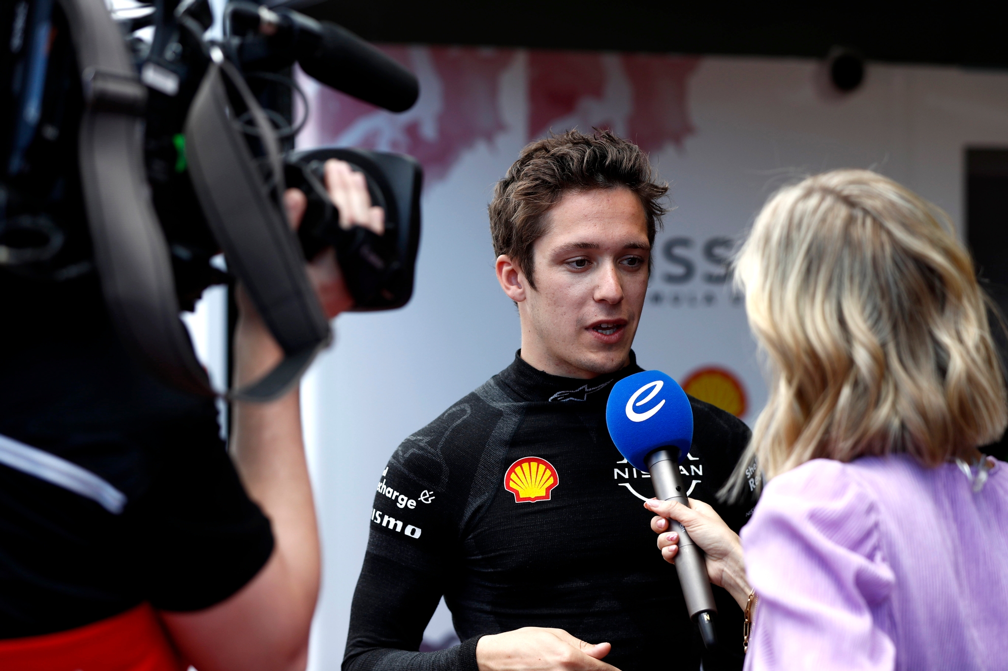 Sacha Fenestraz, Nissan Formula E Team In The Pit Lane