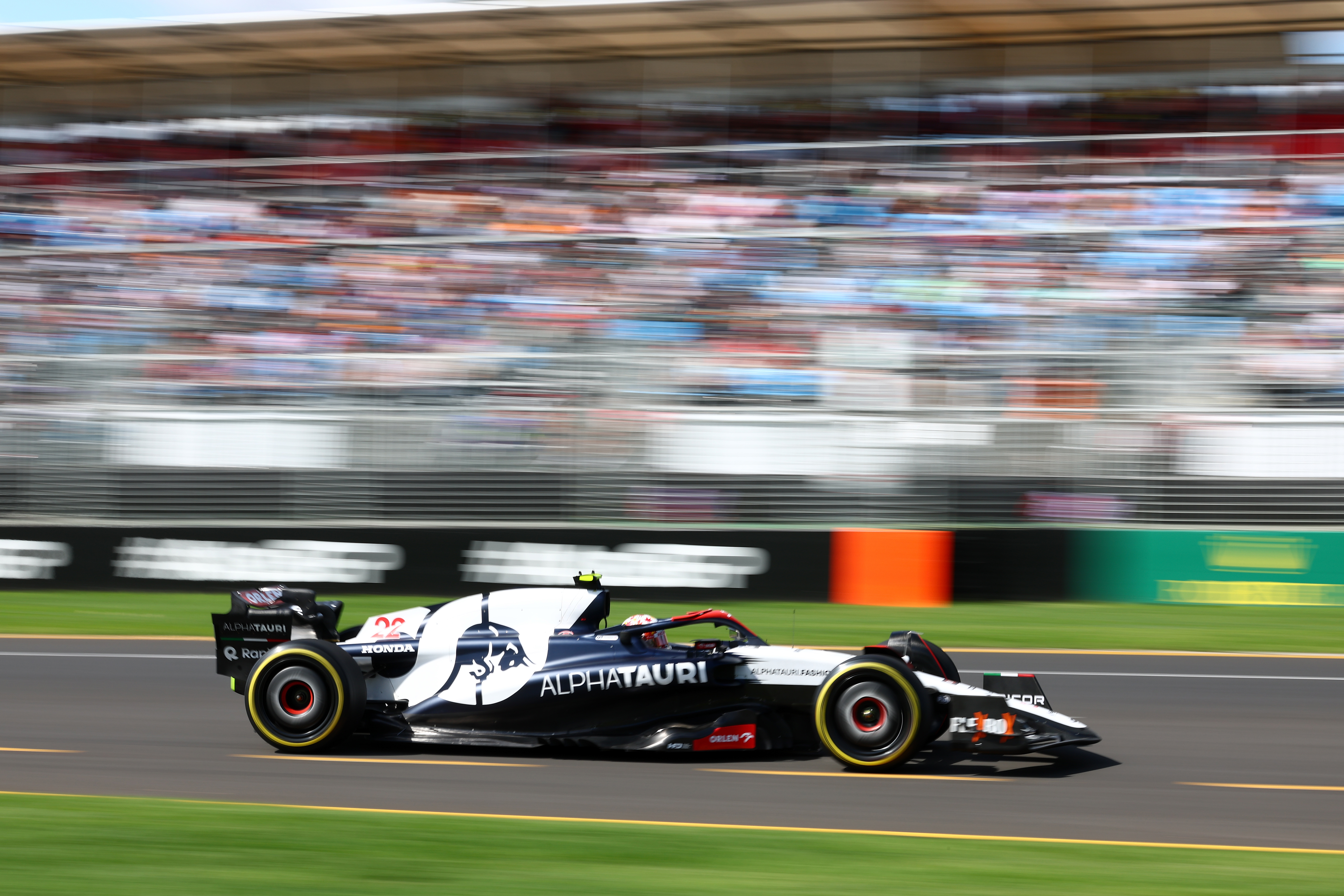 Motor Racing Formula One World Championship Australian Grand Prix Practice Day Melbourne, Australia