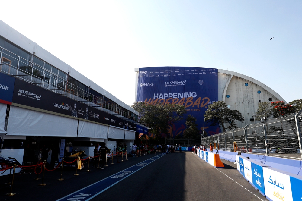 Abb Fia Formula E World Championship Pit Lane