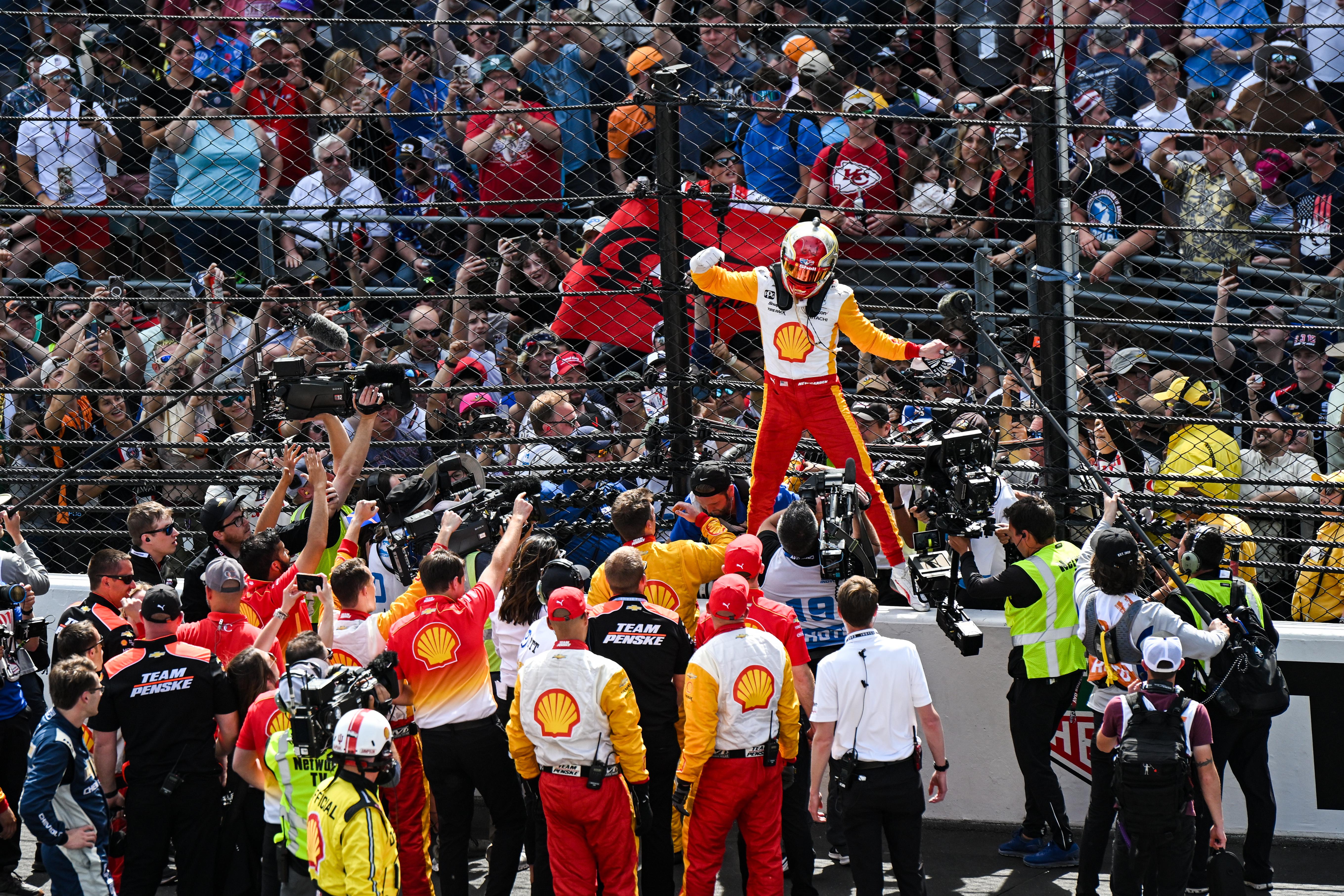 Josef Newgarden Celebrates His Win 107th Running Of The Indianapolis 500 Presented By Gainbridge By James Black Large Image Without Watermark M83050