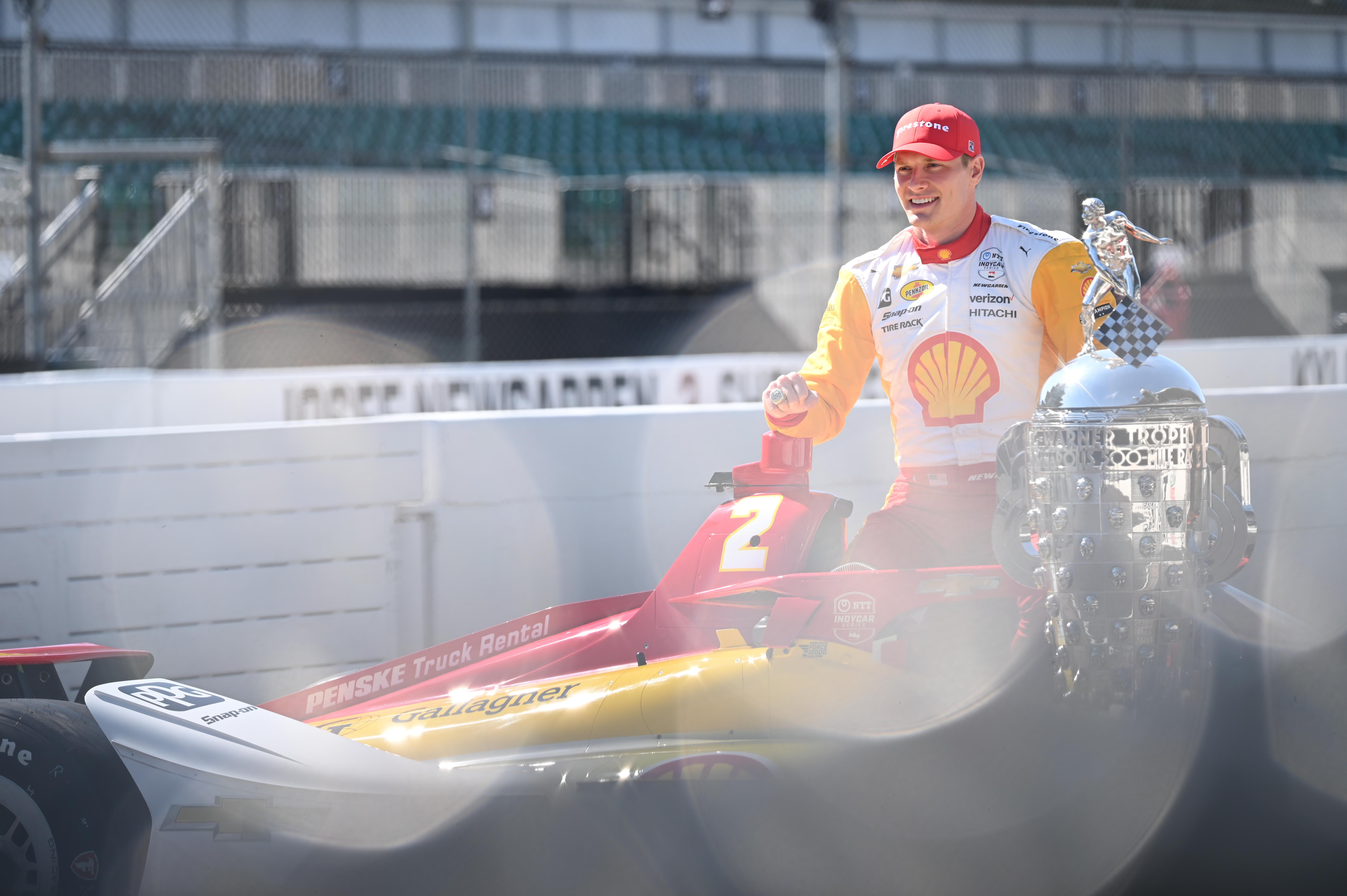 Josef Newgarden With The Borg Warner Trophy Winner Photoshoot By Doug Mathews Large Image Without Watermark M83217