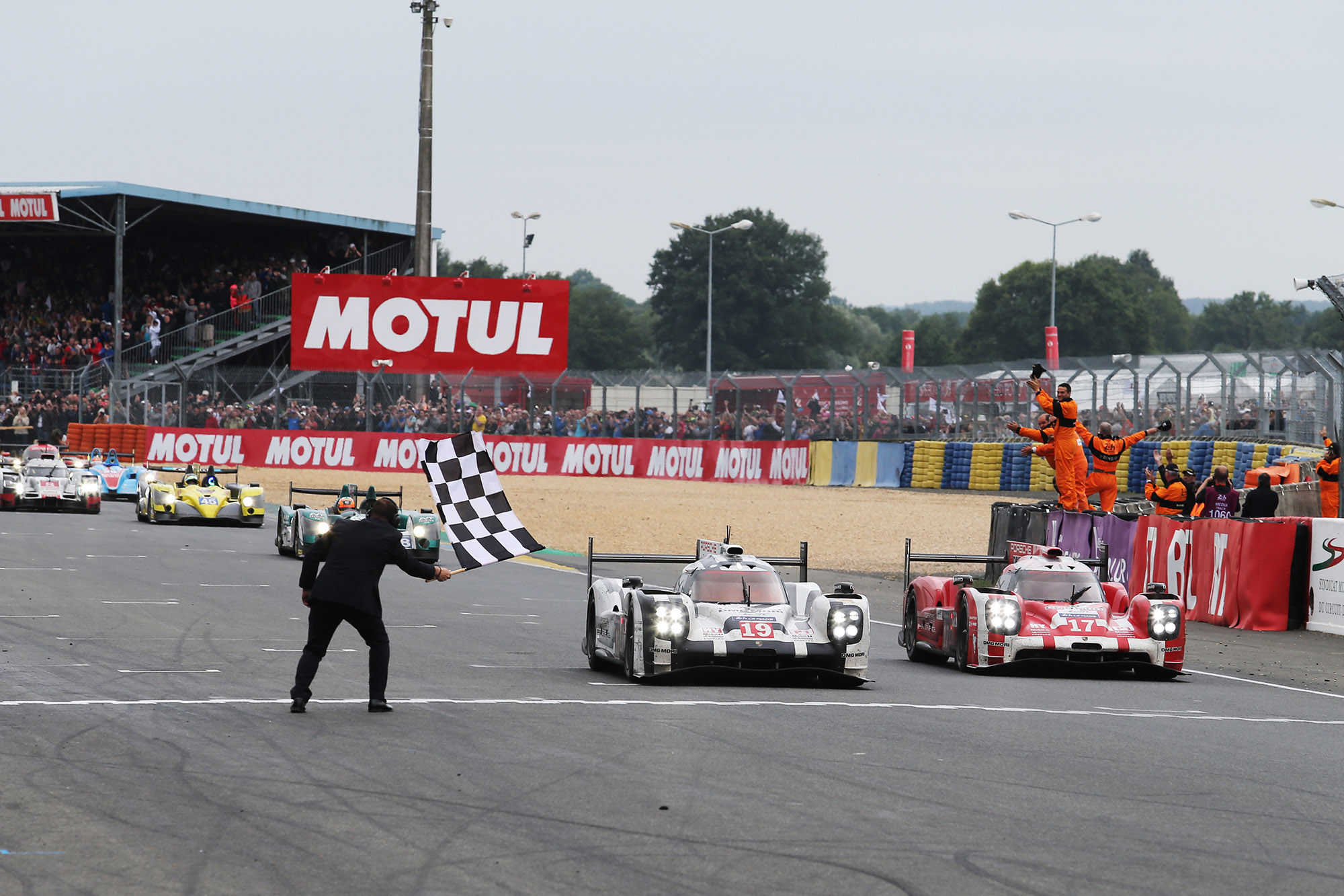 Motor Racing Le Mans 24 Hours Race Le Mans, France