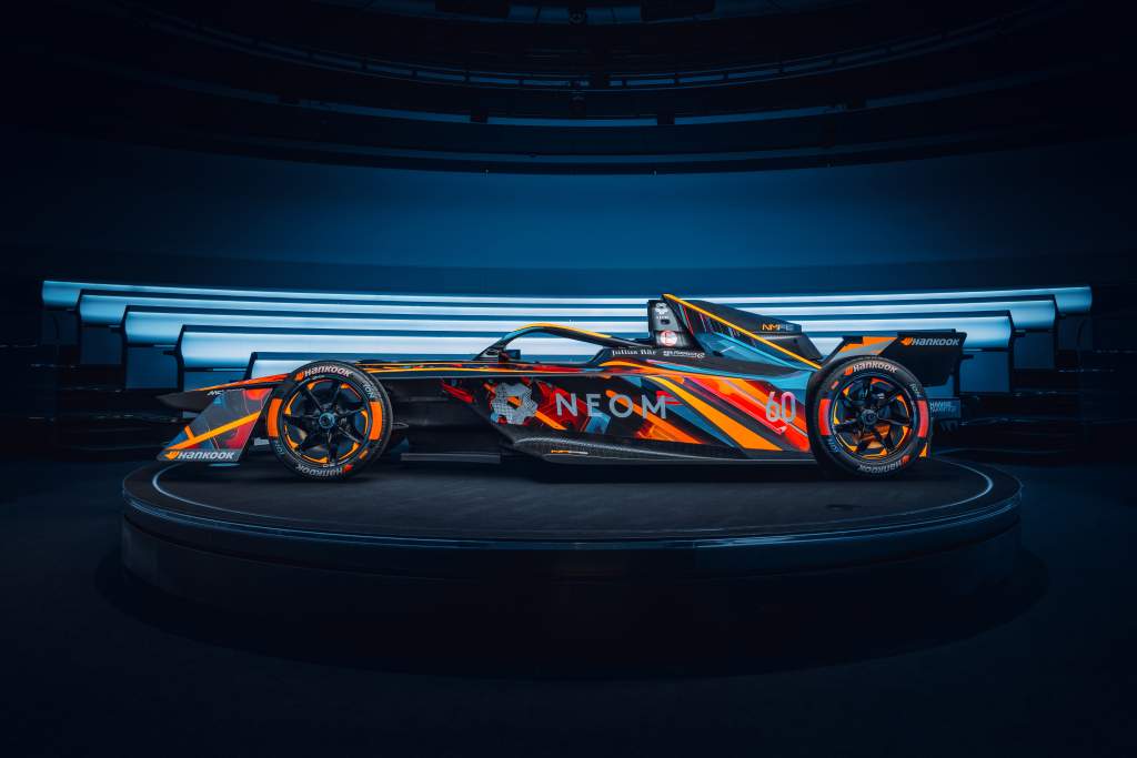 ‘World first’ AI methods used in McLaren Formula E livery