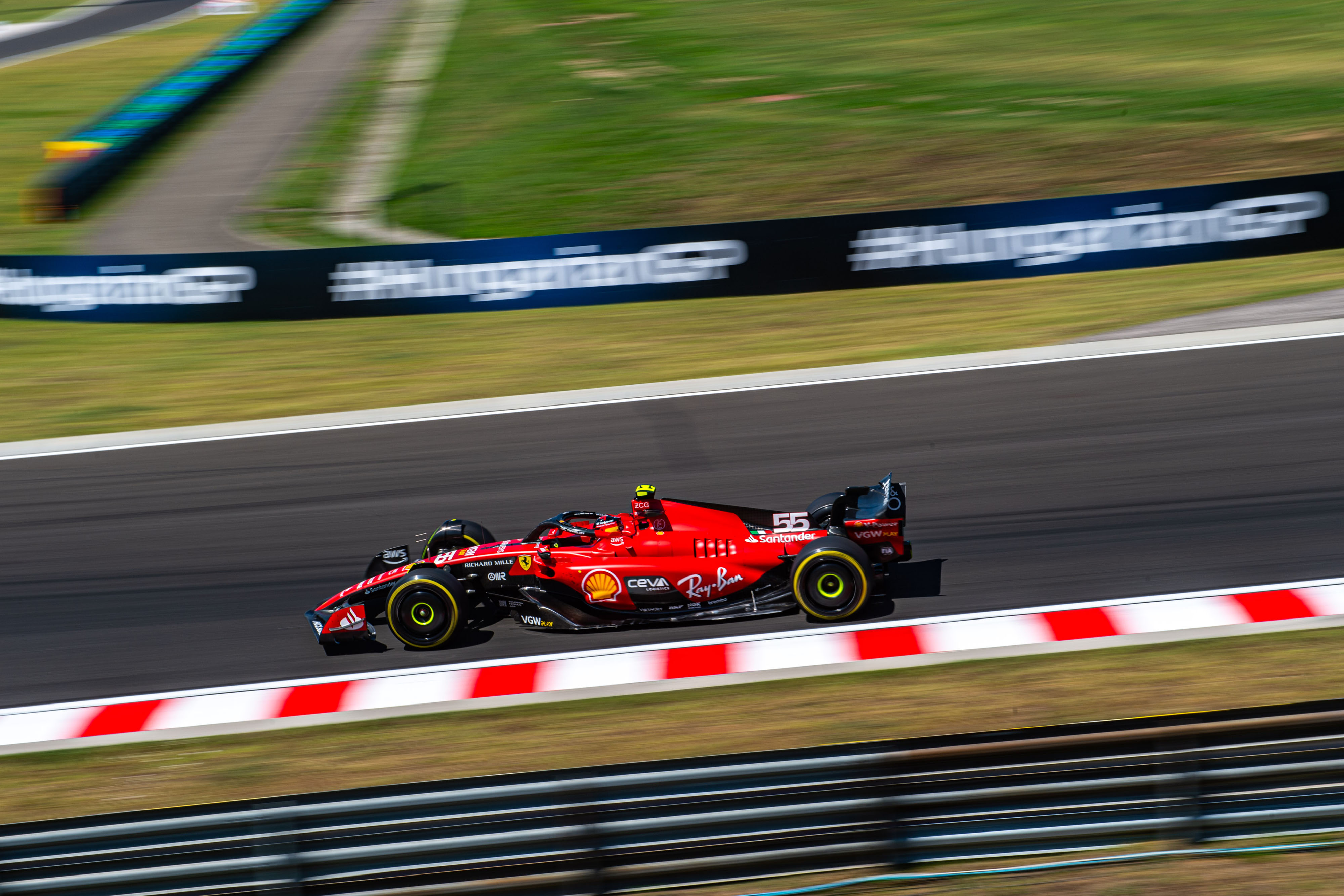 Santander, F1 and Scuderia Ferrari allies in the green transition