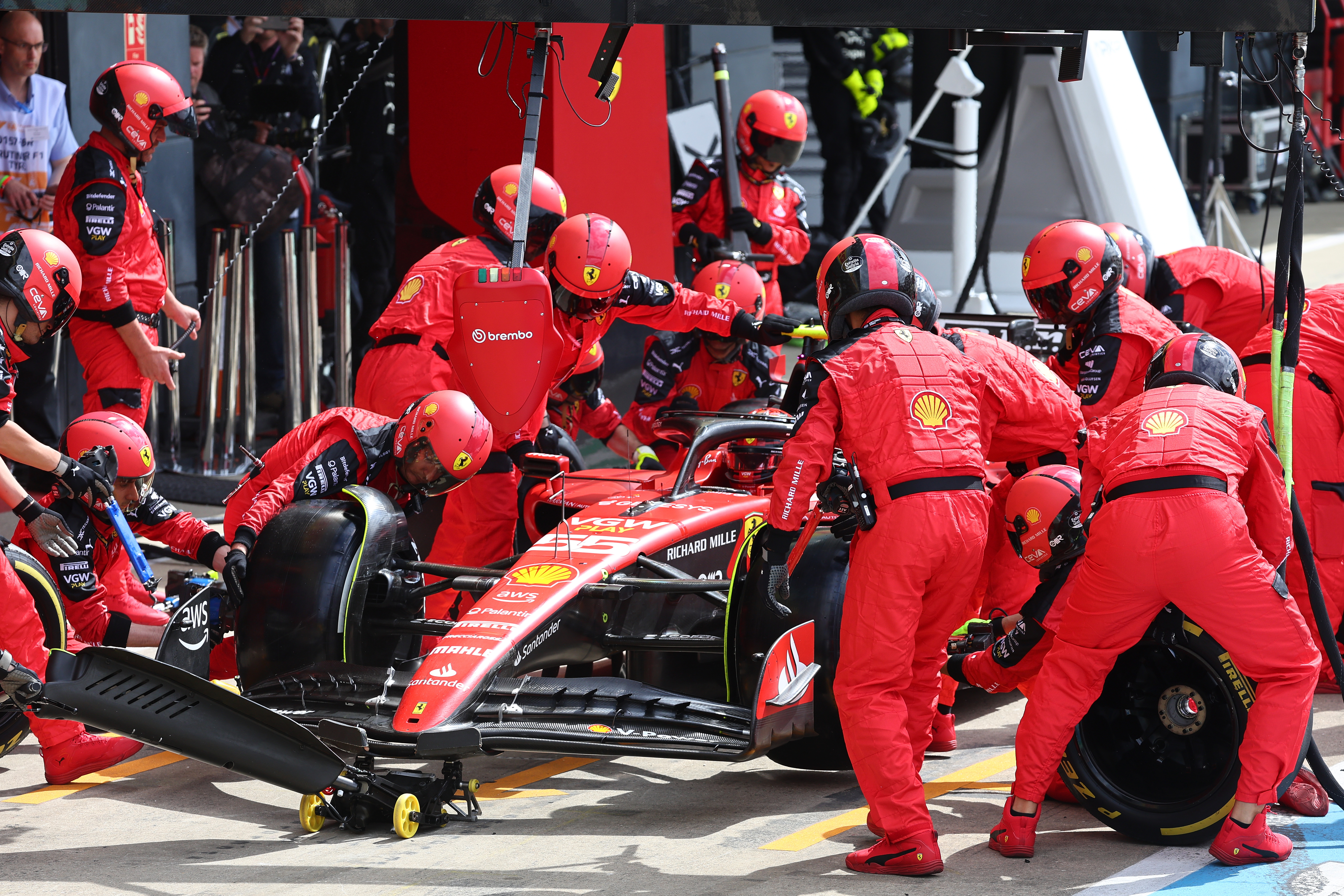 Motor Racing Formula One World Championship British Grand Prix Race Day Silverstone, England