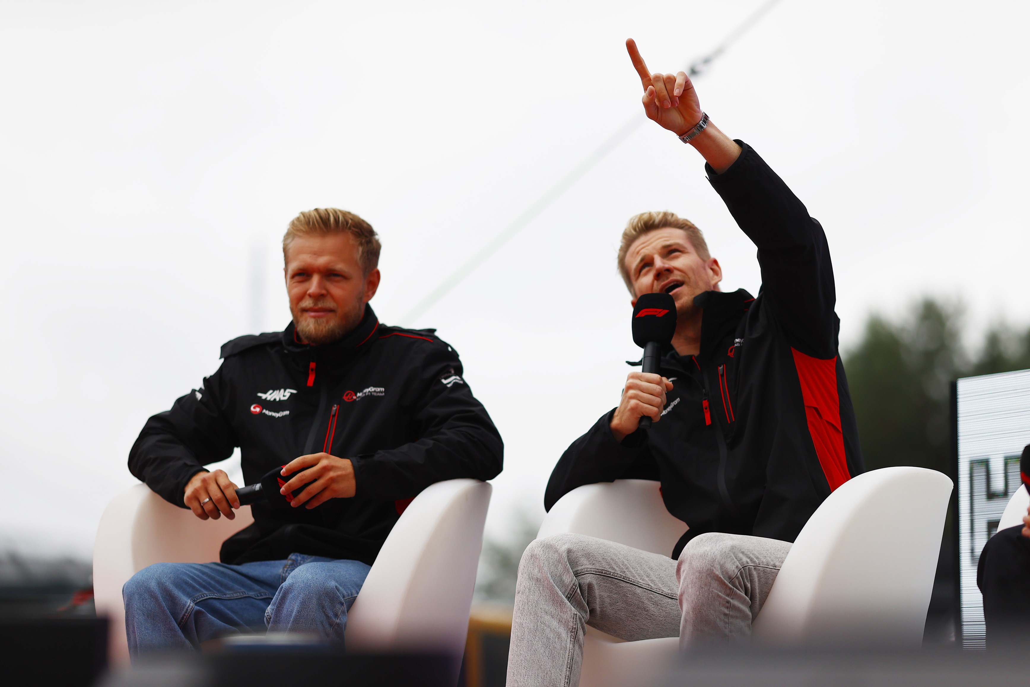 Kevin Magnussen Nico Hulkenberg Haas F1