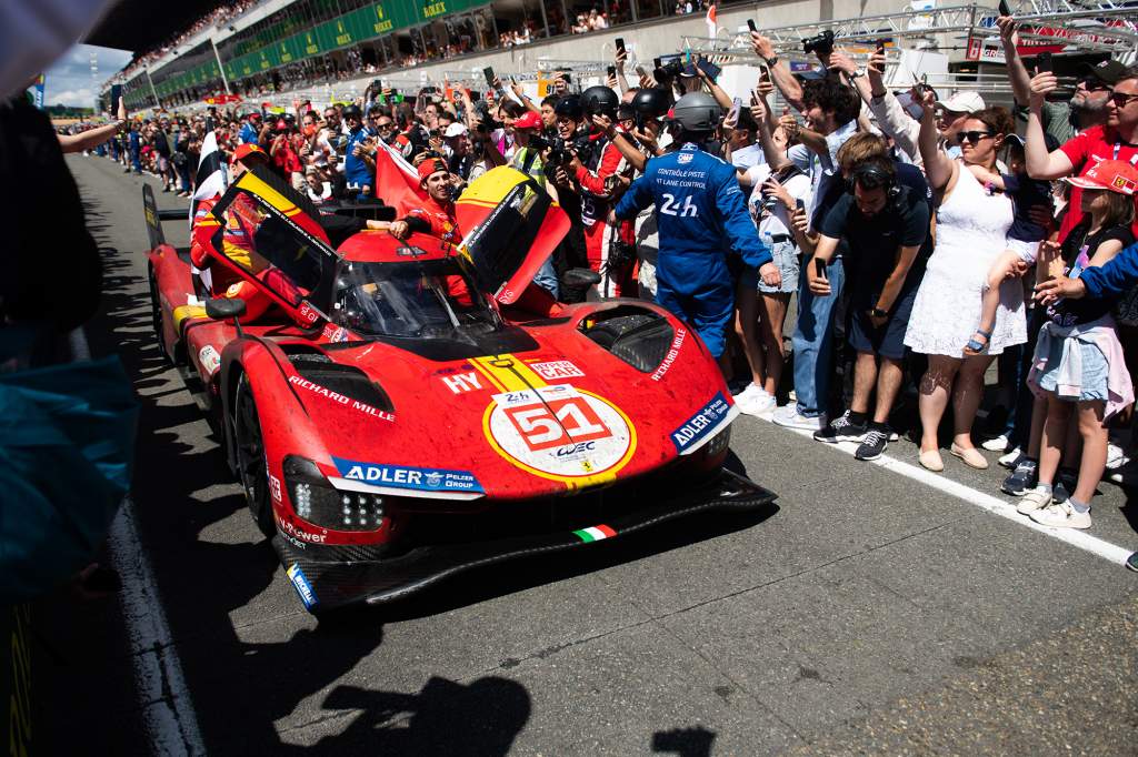 Motor Racing Fia World Endurance Championship Wec Le Mans 24 Hours Race Le Mans, France