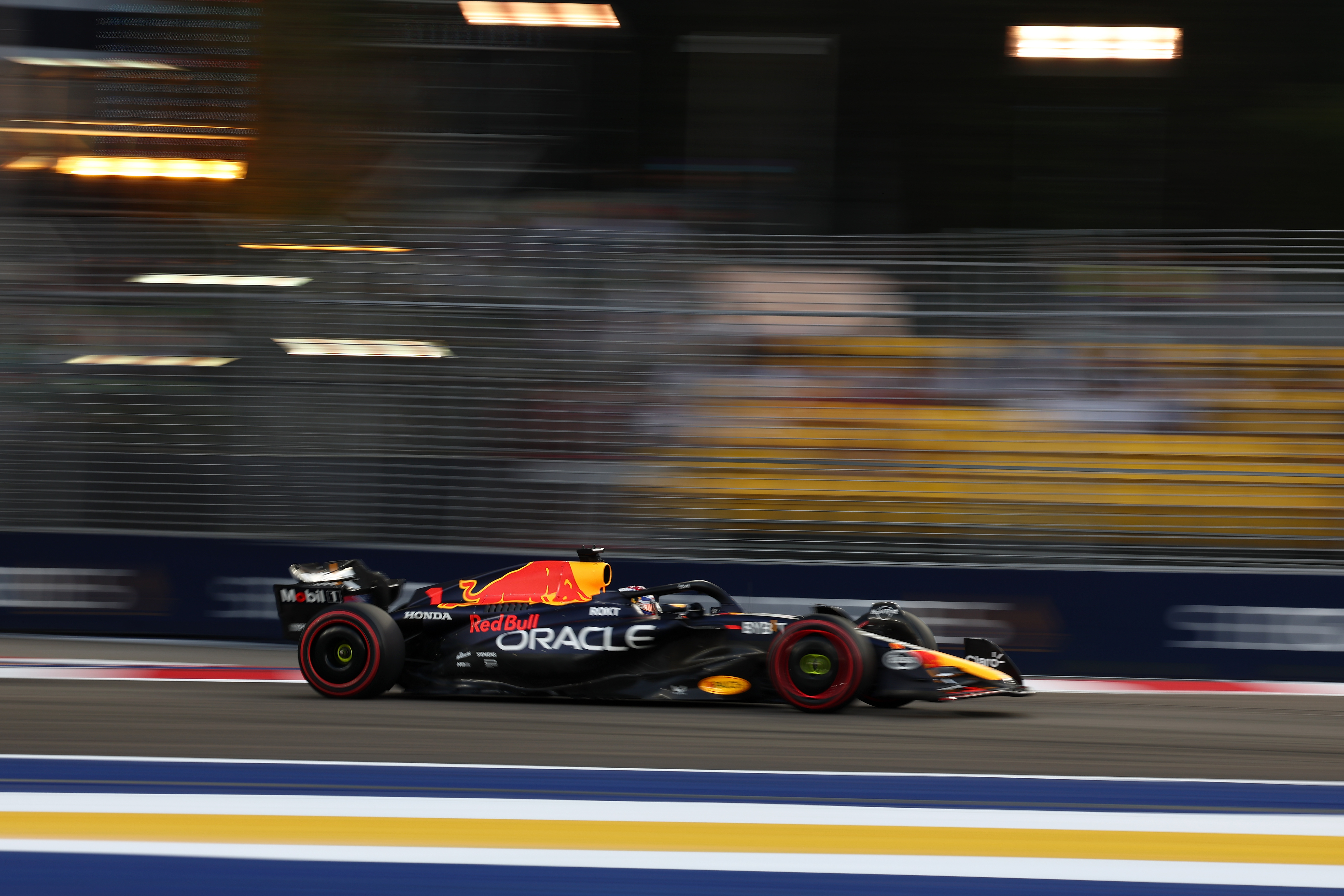 Motor Racing Formula One World Championship Singapore Grand Prix Qualifying Day Singapore, Singapore