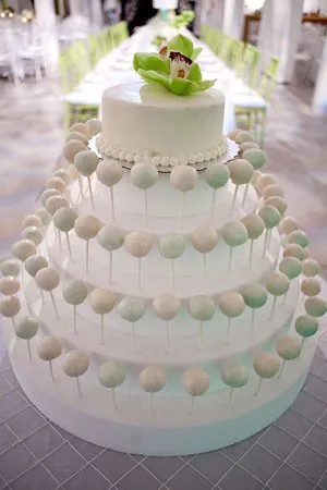 Cake pop wedding cake