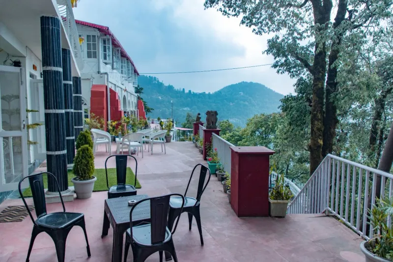 Arvelia Akasa , 4 Bed Suite