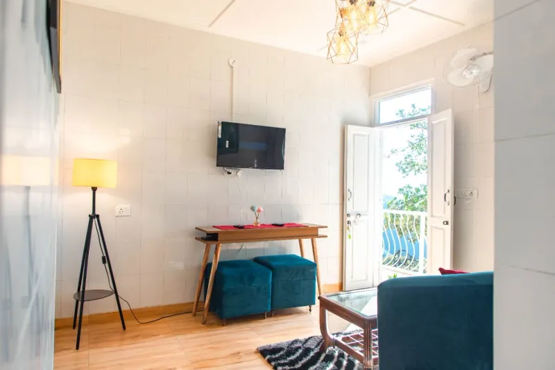 Arvelia Birch , 4 Bed Suite