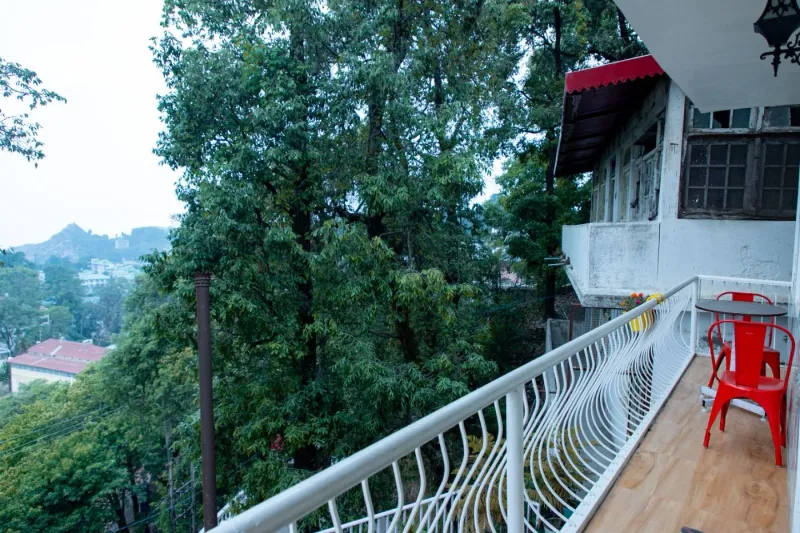 Arvelia Birch , 4 Bed Suite