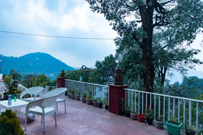 Arvelia Birch , 4 Bed Suite