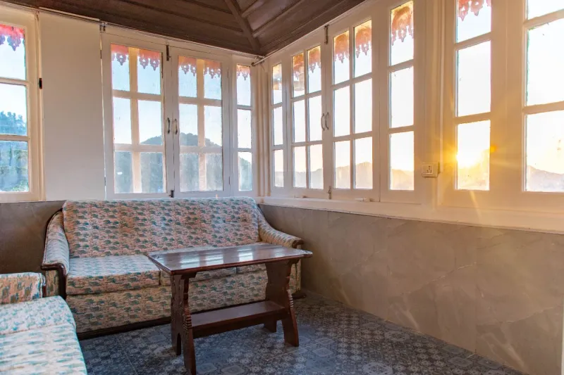 Arvelia Colonial George Everest - Luxe