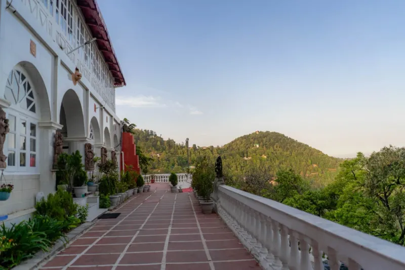 Arvelia Colonial George Everest - Luxe