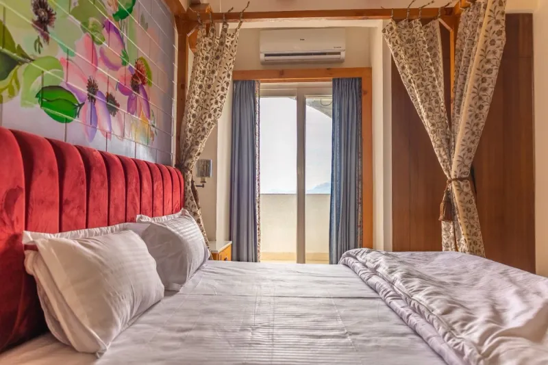 Tranquil Peaks Penthouse - Dehradun Mussoorie Road