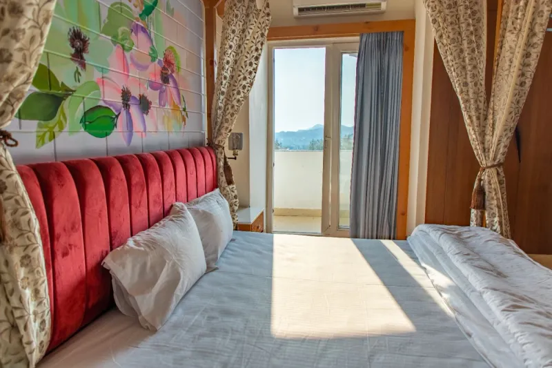 Tranquil Peaks Penthouse - Dehradun Mussoorie Road