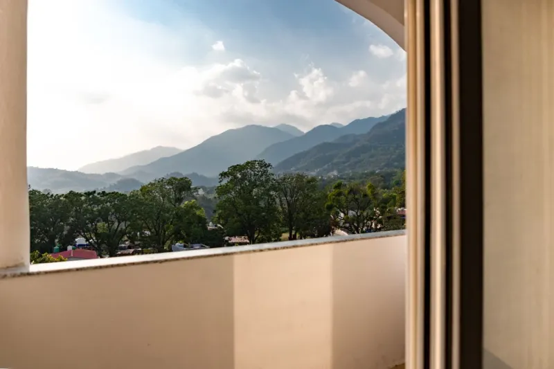 Tranquil Peaks Penthouse - Dehradun Mussoorie Road