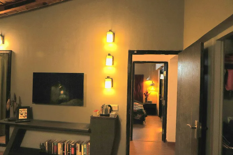Luxe 4BHK Himalayan Range View - Madalsa Home