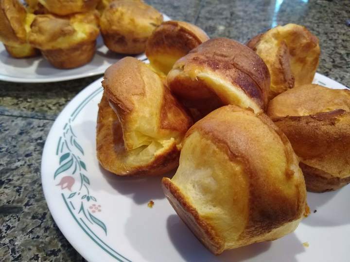 Cooked Yorkshire pudding on plates