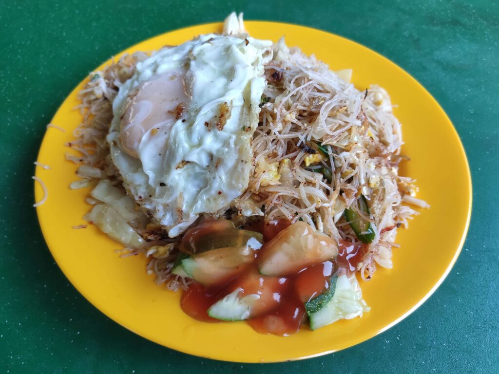 Nagoor Mee Stall: Mee Hoon Goreng Ikan Bilis with Egg