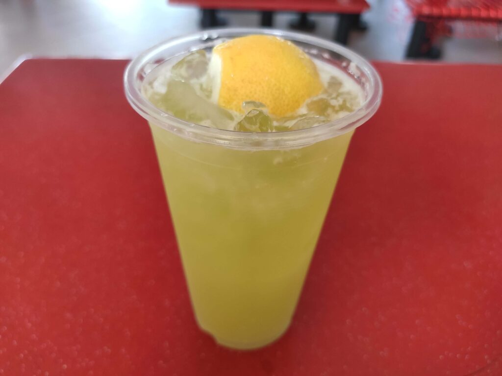 Swee Huat Fresh Sugar Cane Juice: Sugar Cane with Lemon